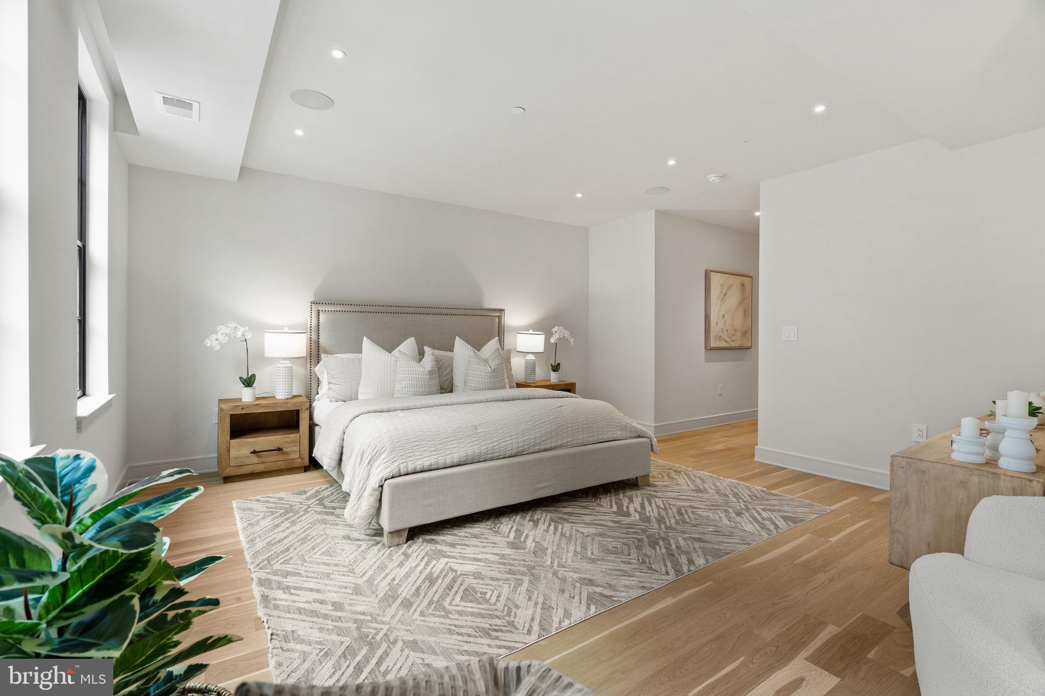 OLD CITY - Residential