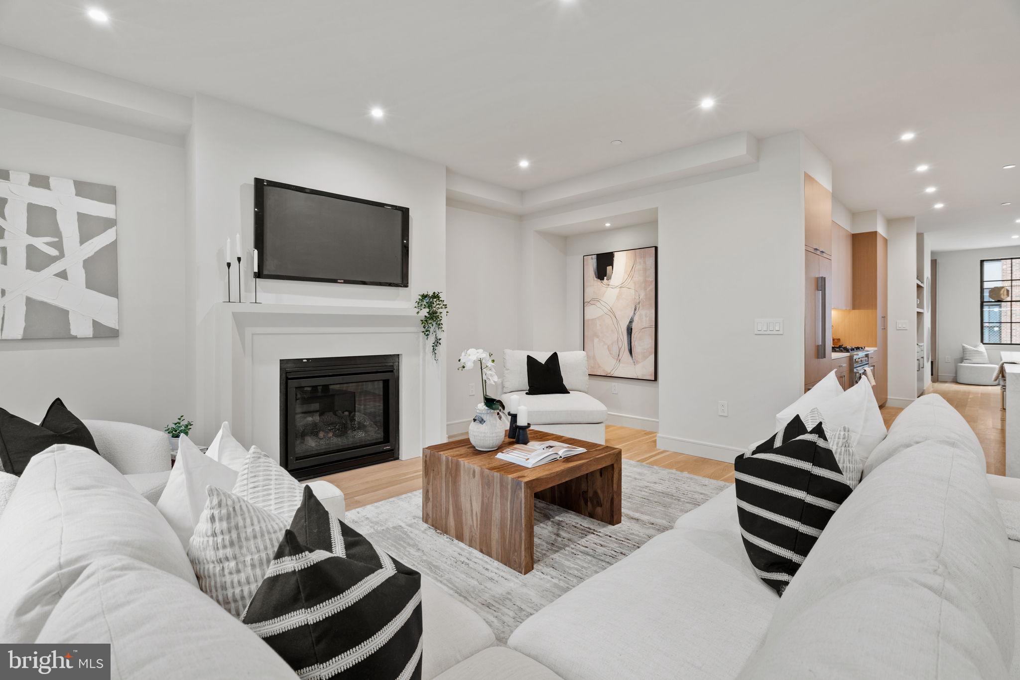 OLD CITY - Residential