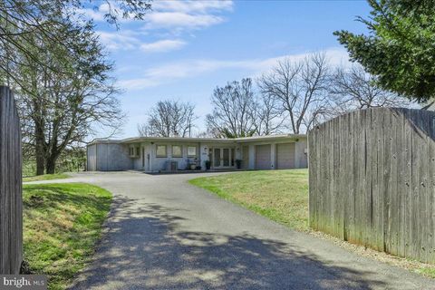 Homes For Sale - 1056 Lenape Road<br/> WEST CHESTER, PA 19382