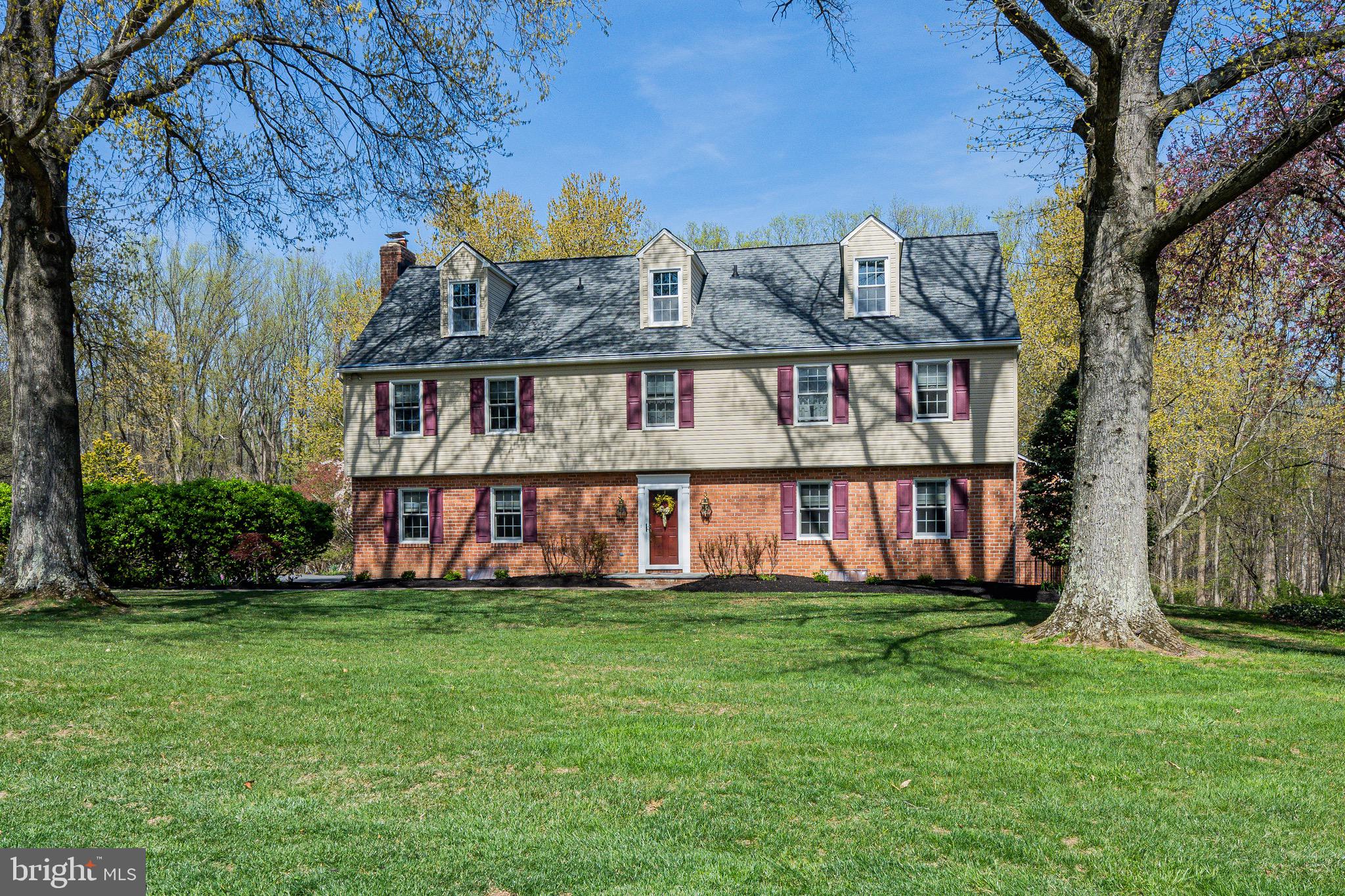 13707 KILLARNEY COURT