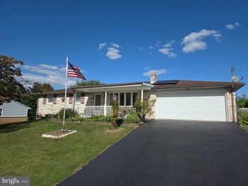 2750 NORTHVUE LANE YORK PA 17408