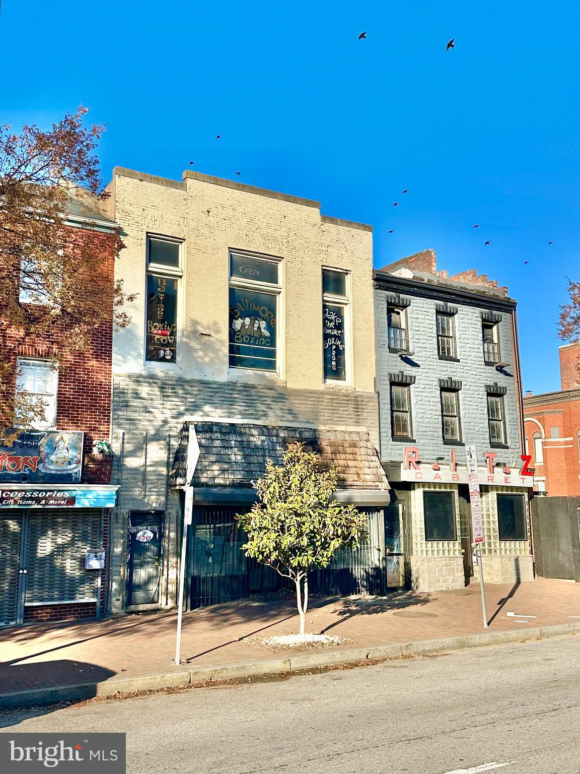 506 S BROADWAY