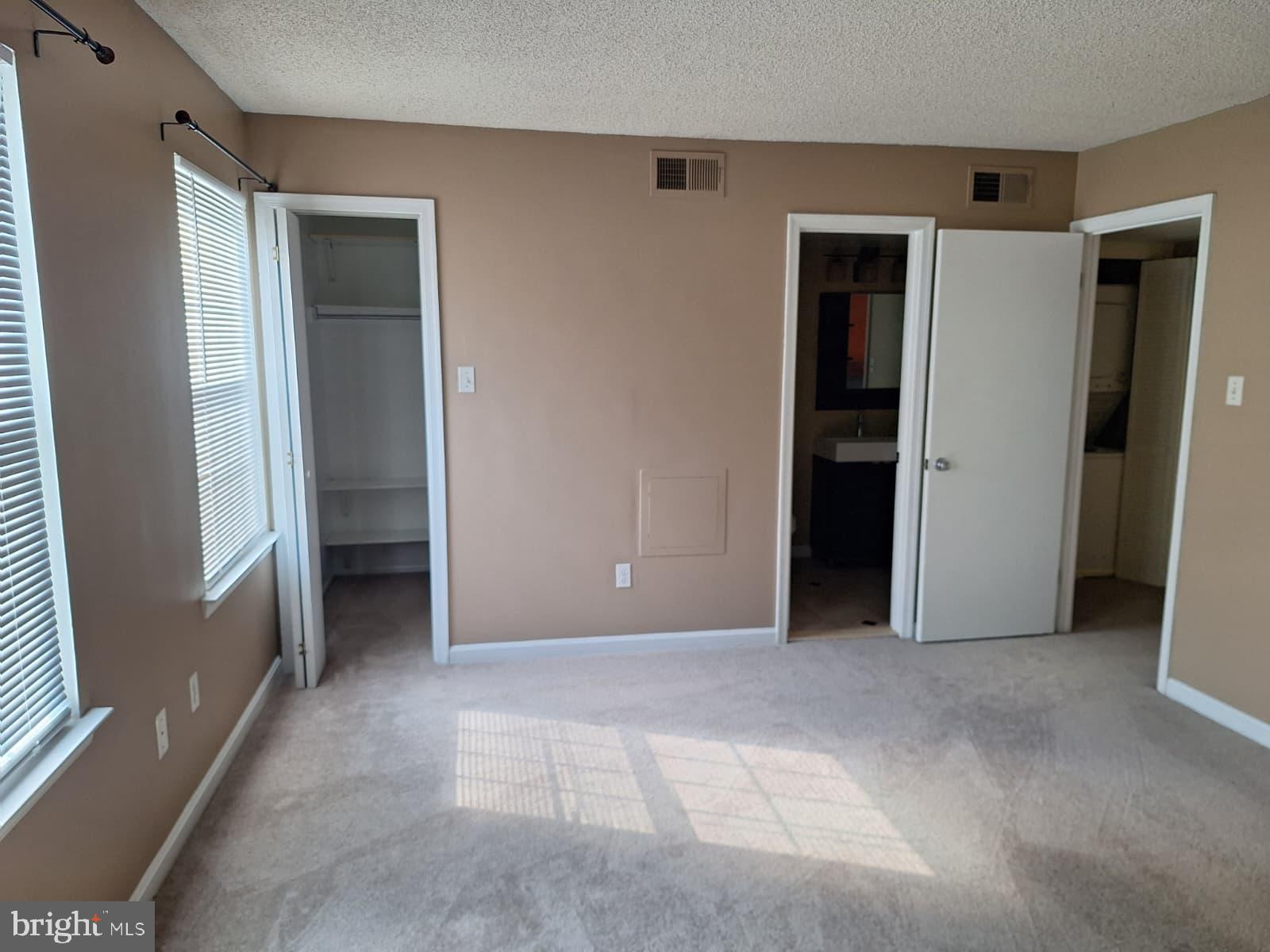 SECOND ANTIETAM - Residential Lease