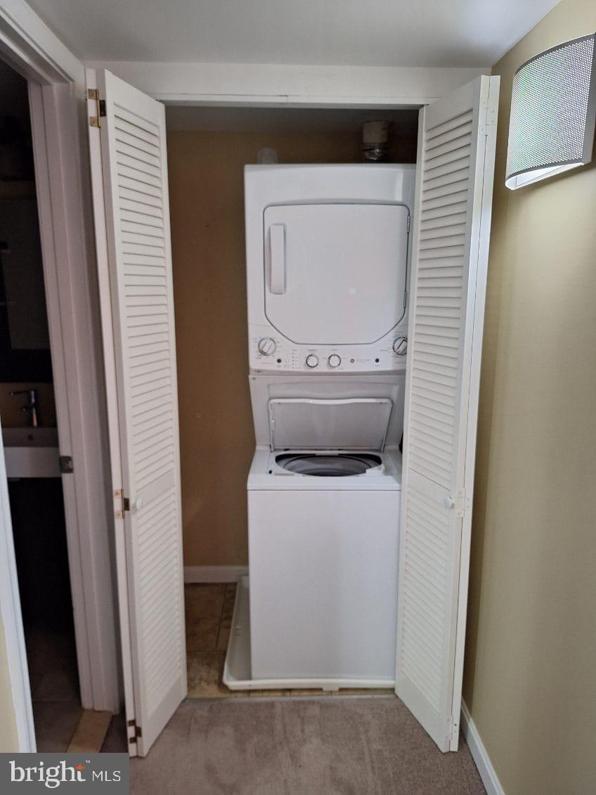 SECOND ANTIETAM - Residential Lease