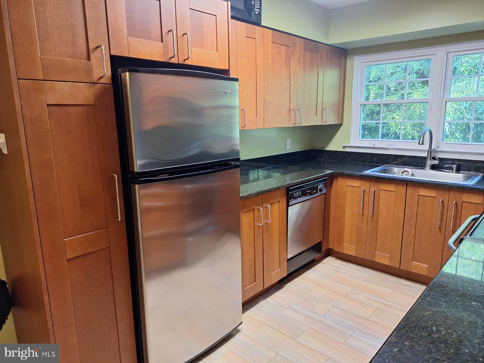 SECOND ANTIETAM - Residential Lease