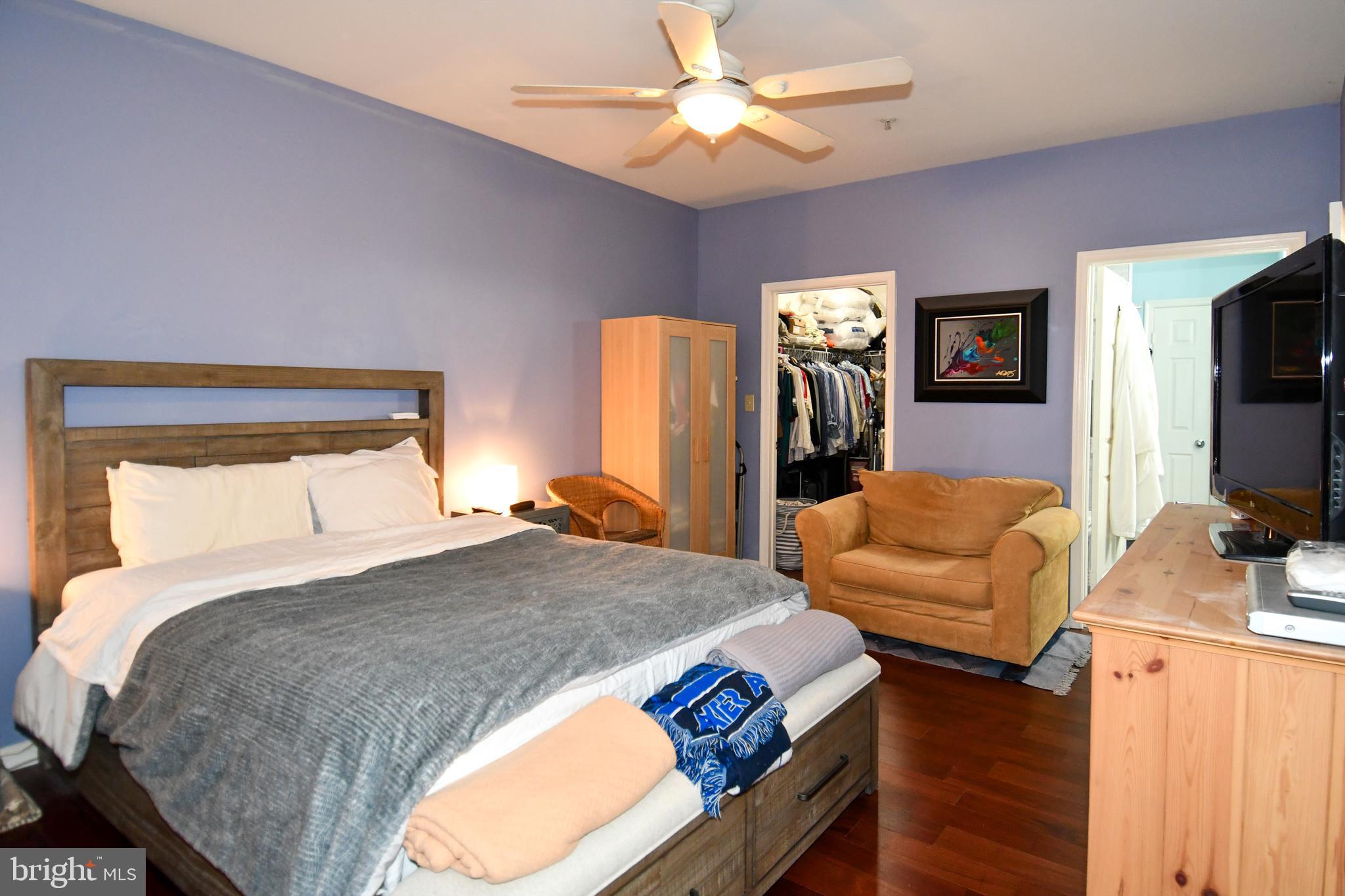 WORLDGATE CONDO - Residential