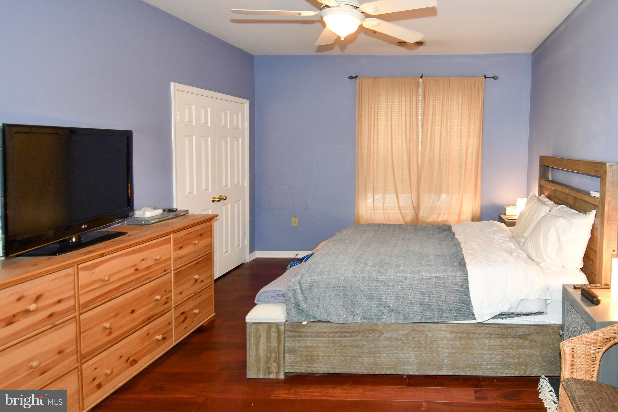 WORLDGATE CONDO - Residential