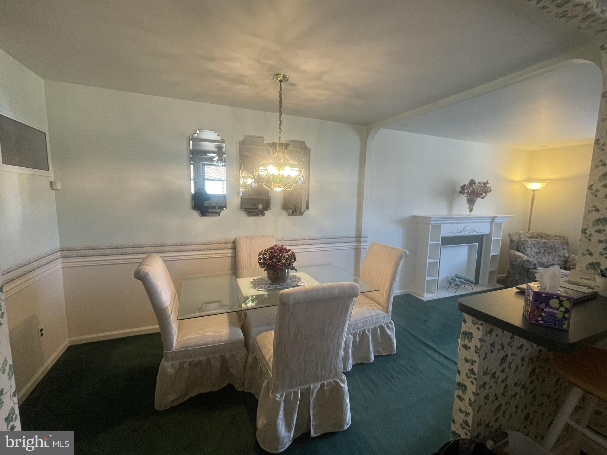 FOX CHASE - Residential