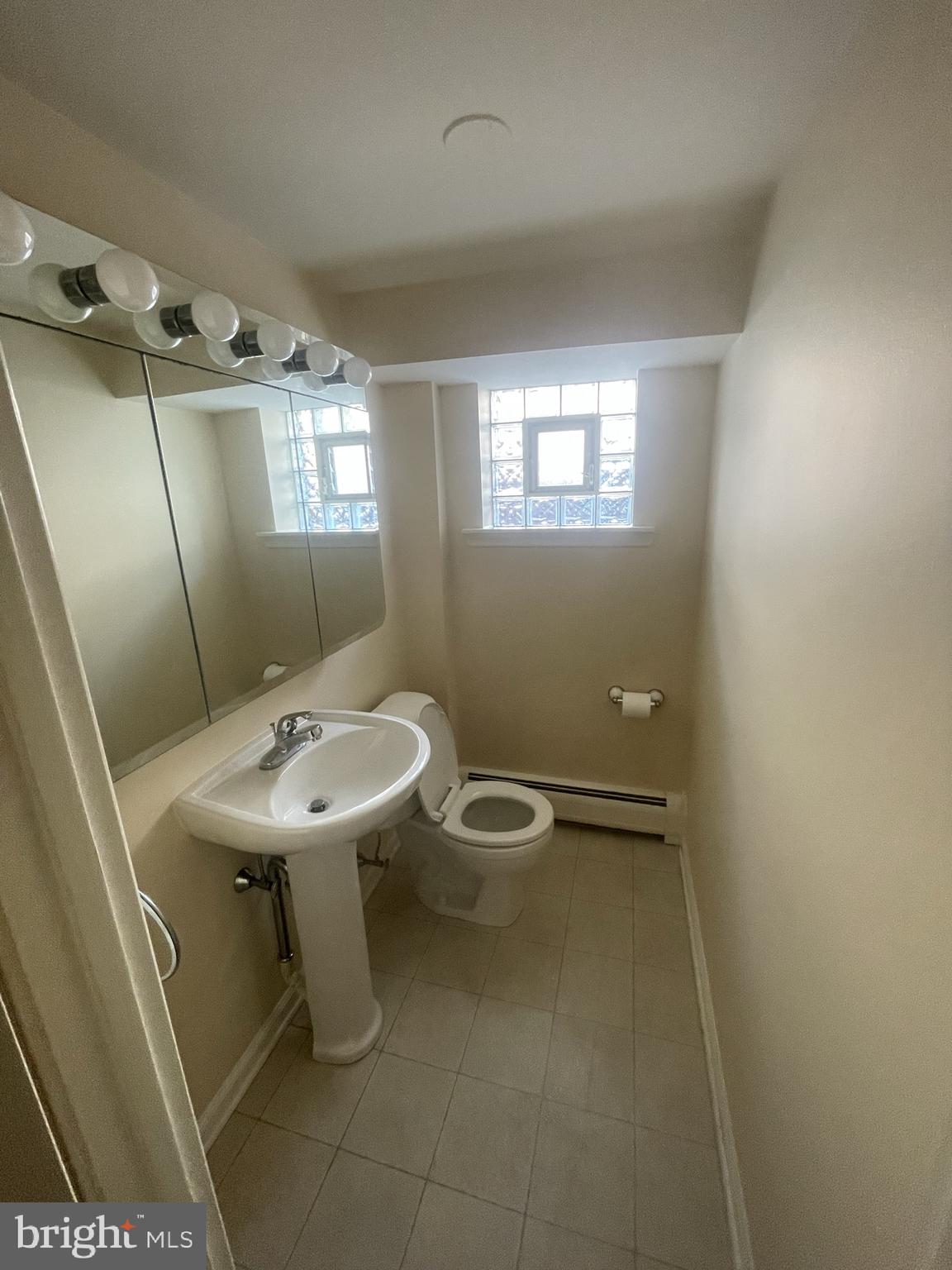 FOX CHASE - Residential