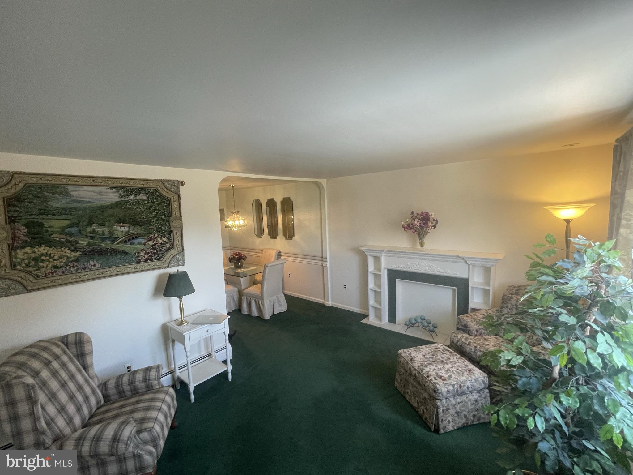 FOX CHASE - Residential