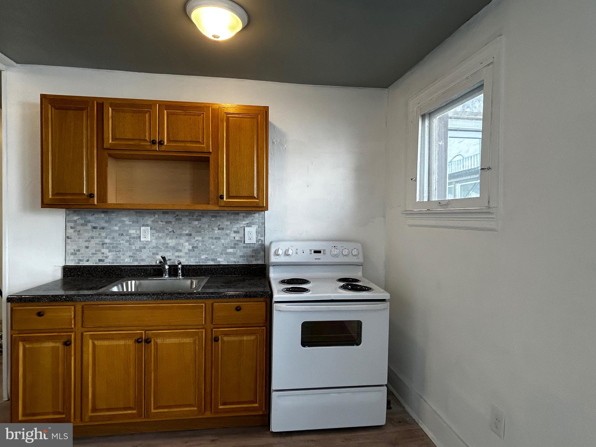COLLINGDALE - Residential Lease