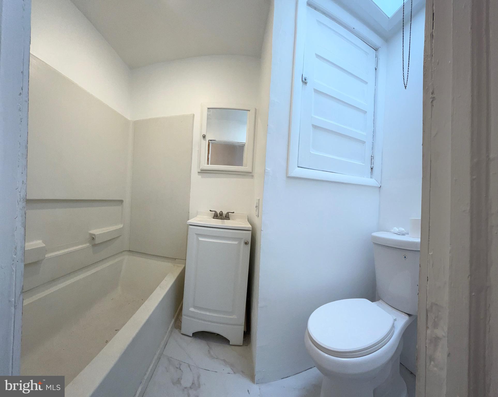 COLLINGDALE - Residential Lease