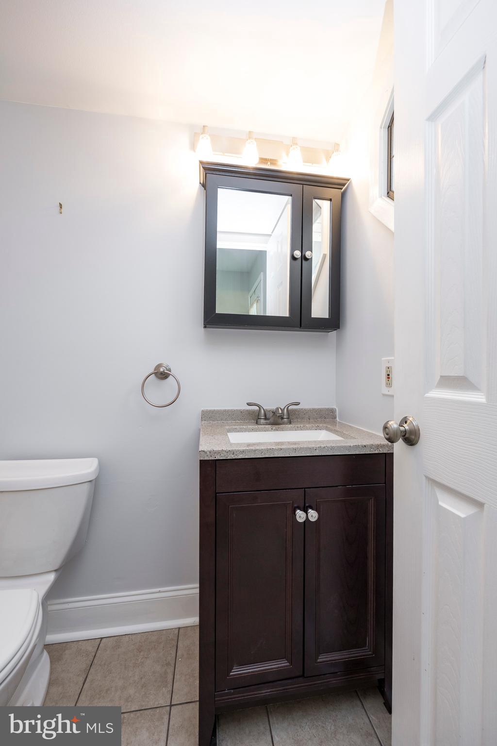 BEAVER RUN KNOLL - Residential Lease