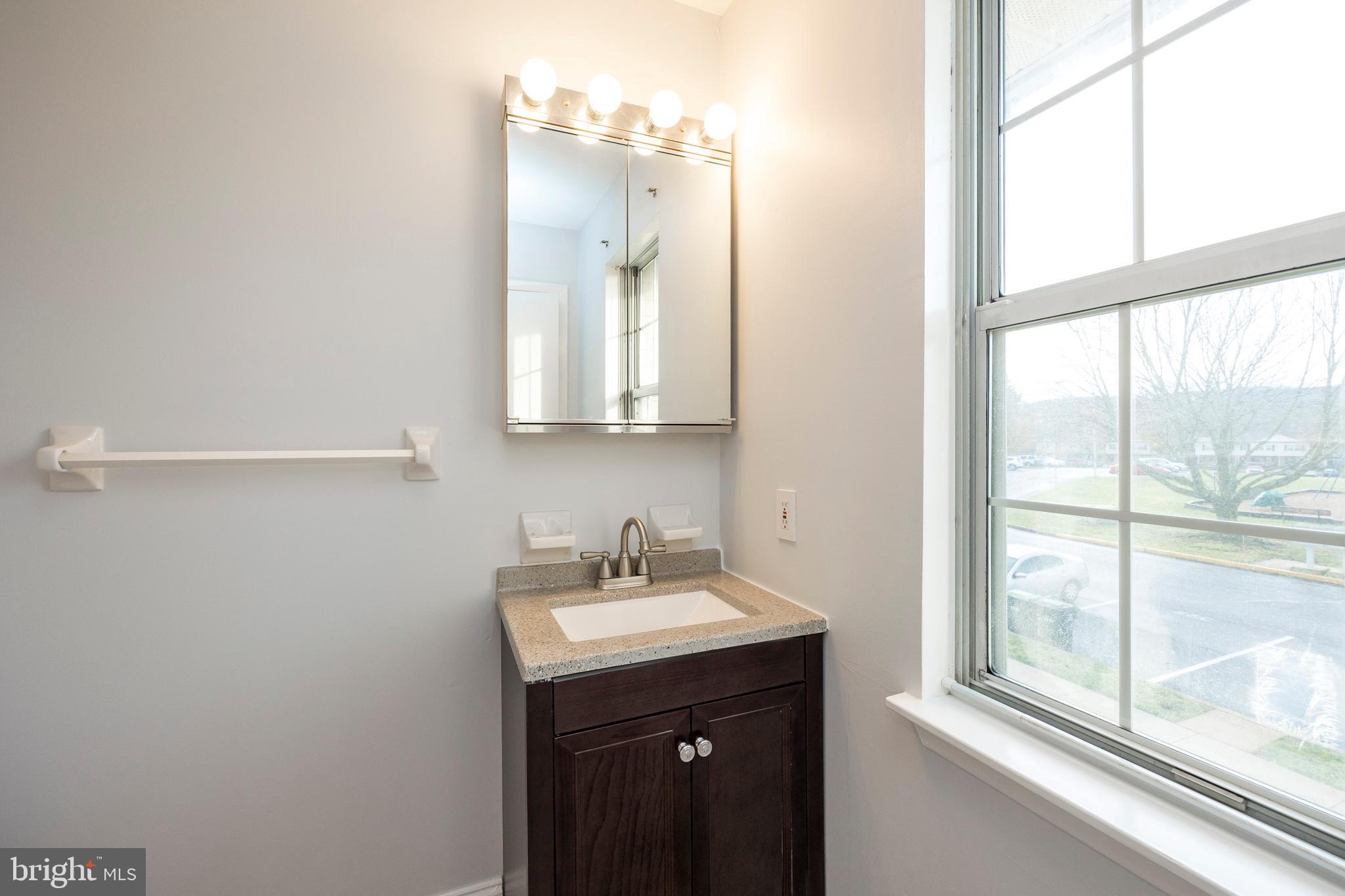 BEAVER RUN KNOLL - Residential Lease