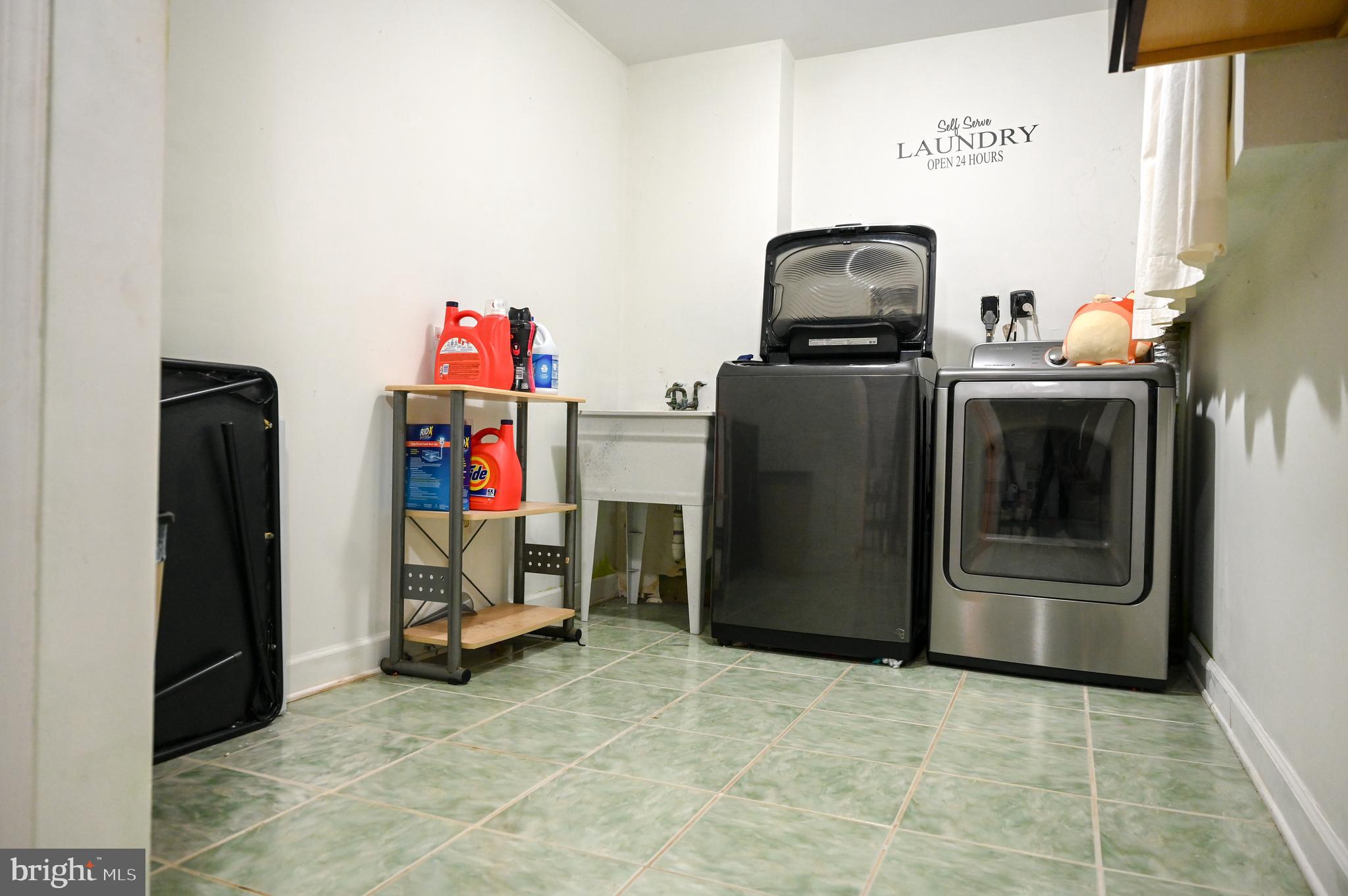 WOODSTREAM EAST PLAT ONE - Residential