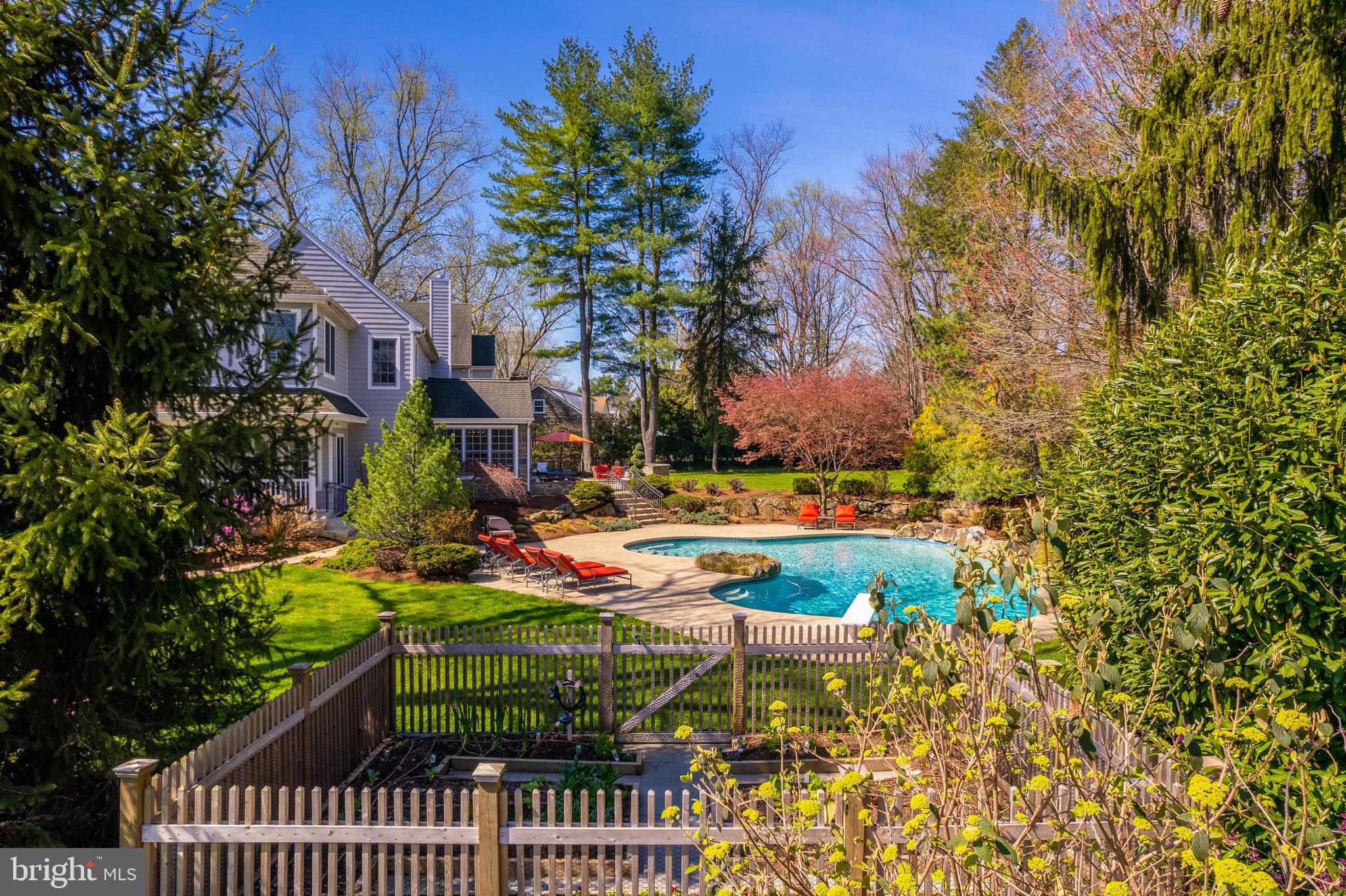 BRYN MAWR - Residential