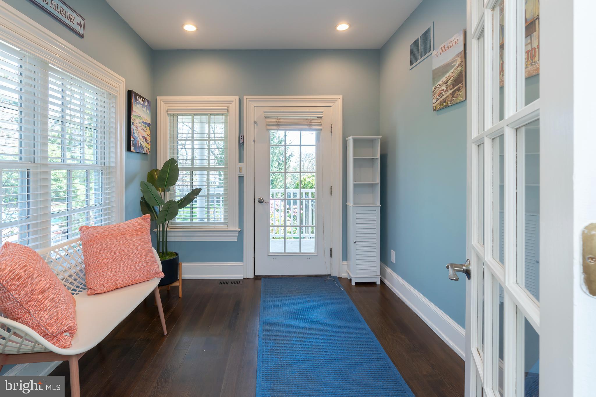 BRYN MAWR - Residential