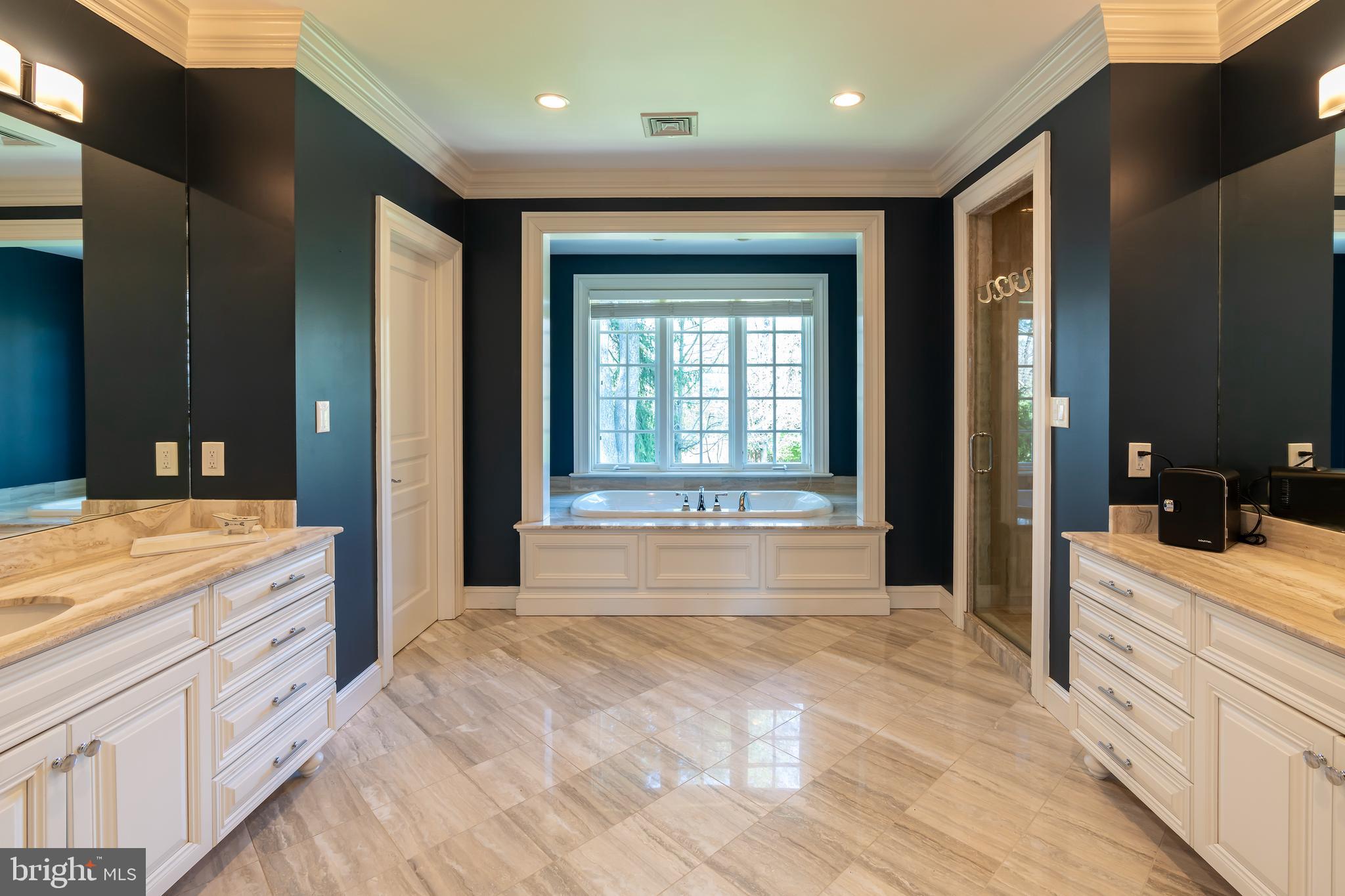 BRYN MAWR - Residential