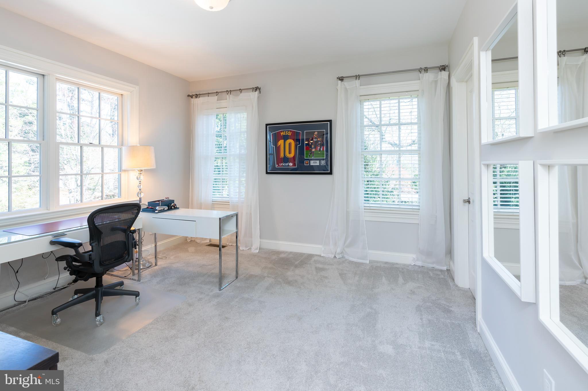 BRYN MAWR - Residential