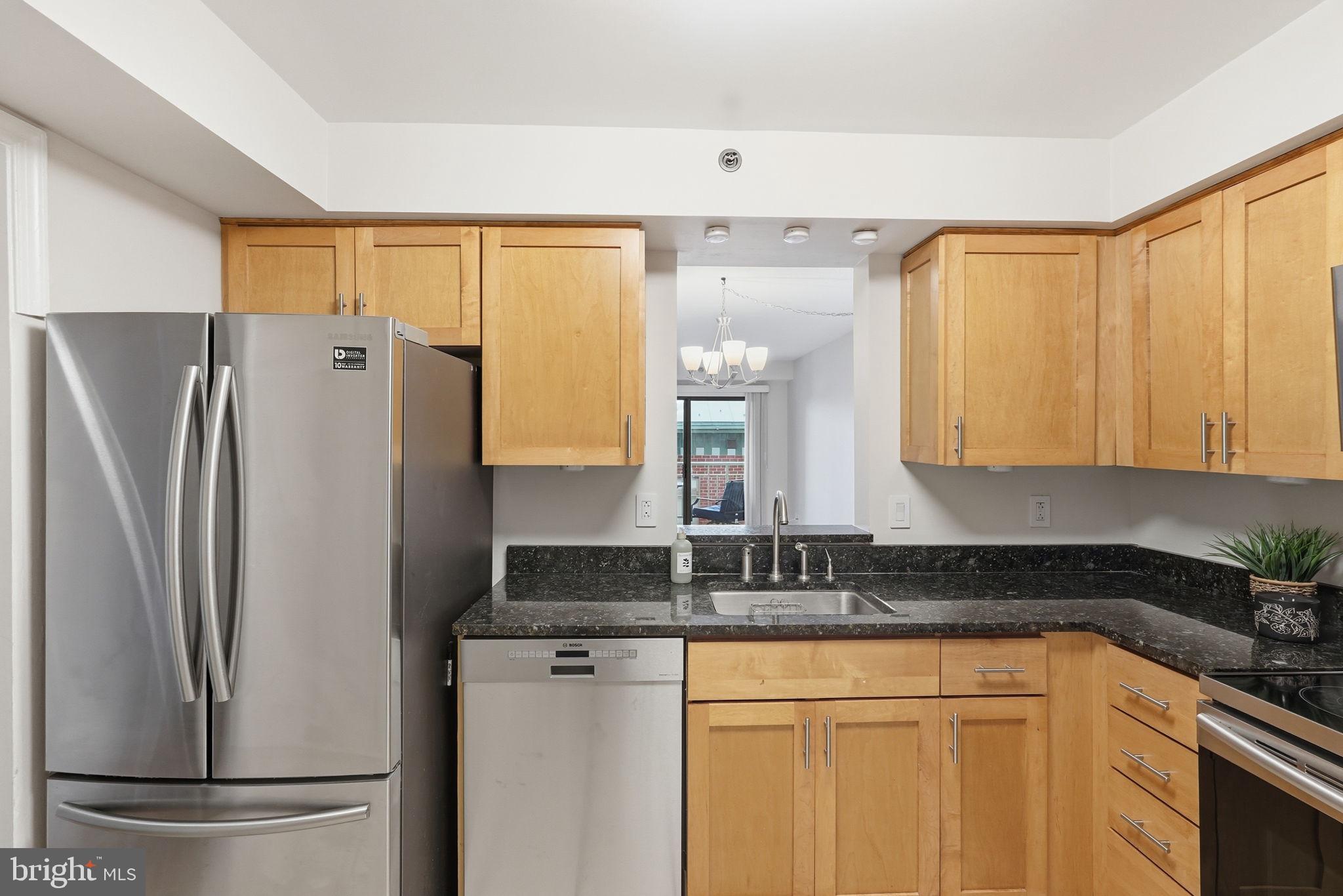 610 N WEST STREET 303