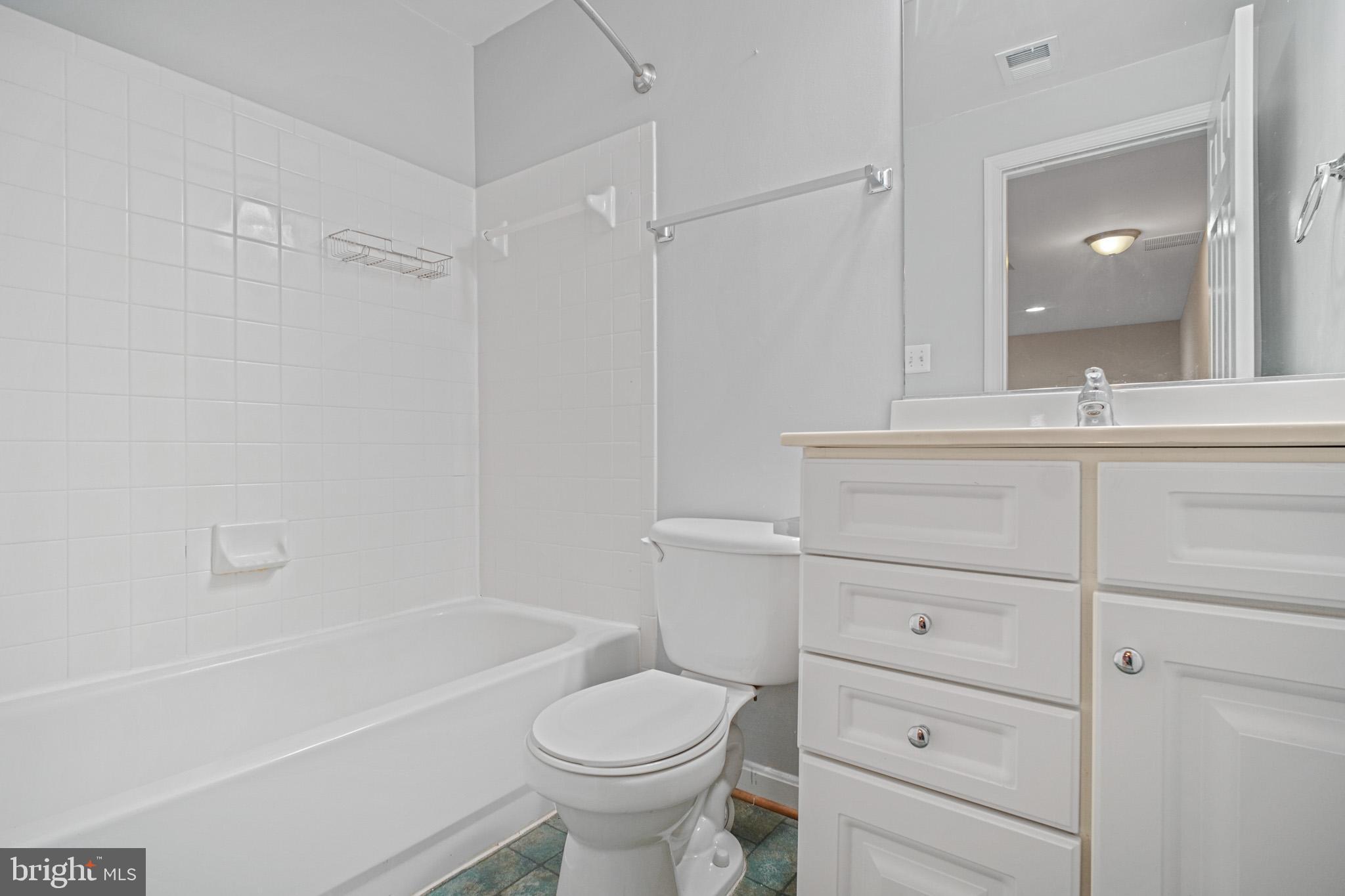 POPLAR HILLS - Residential