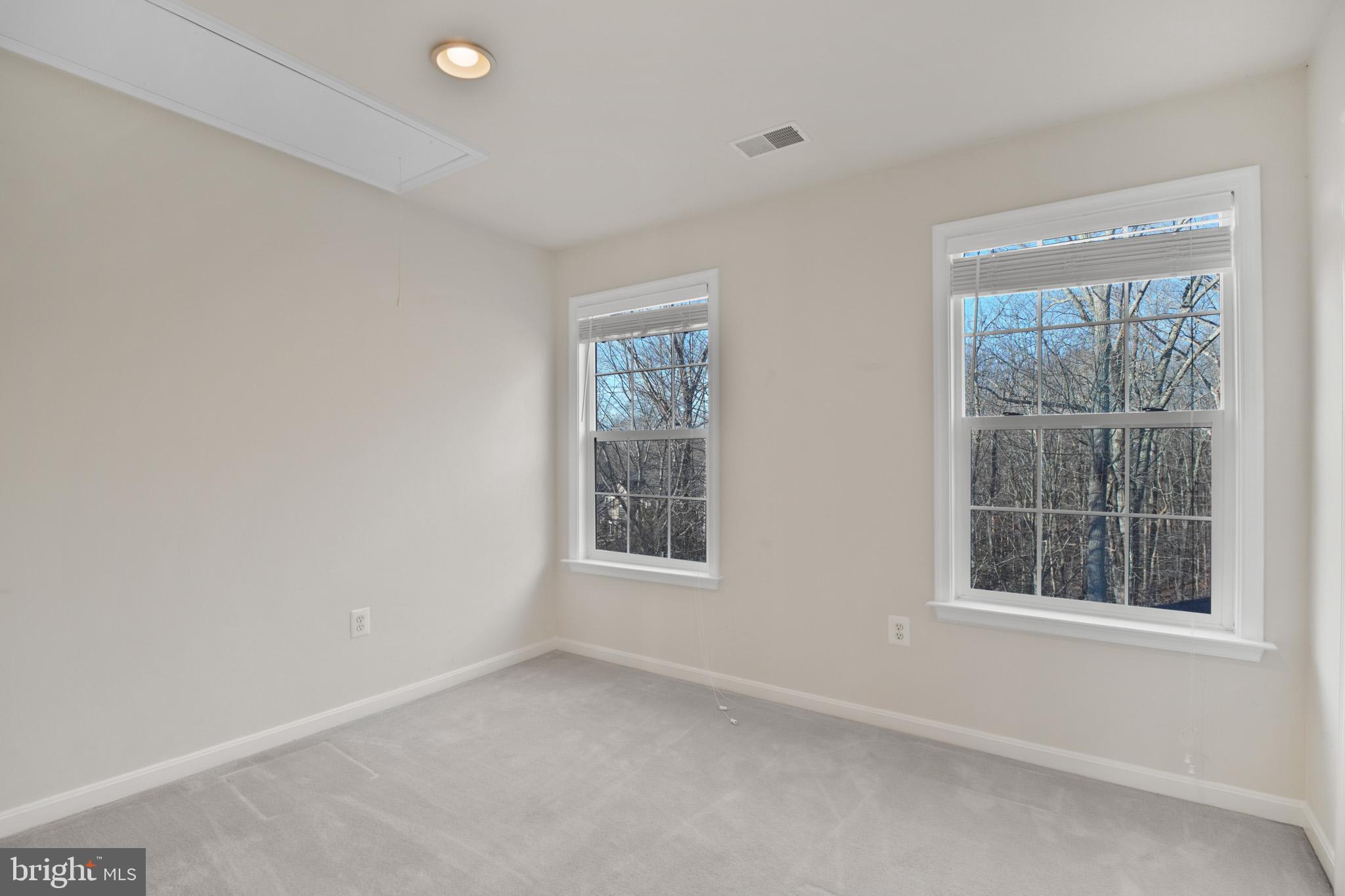 POPLAR HILLS - Residential