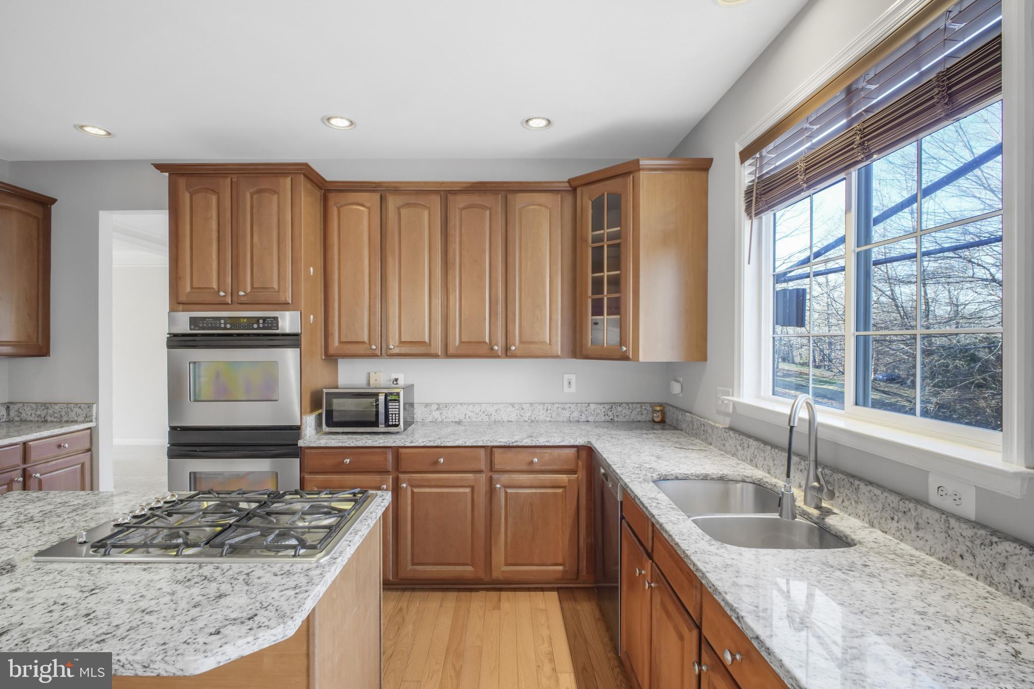 POPLAR HILLS - Residential