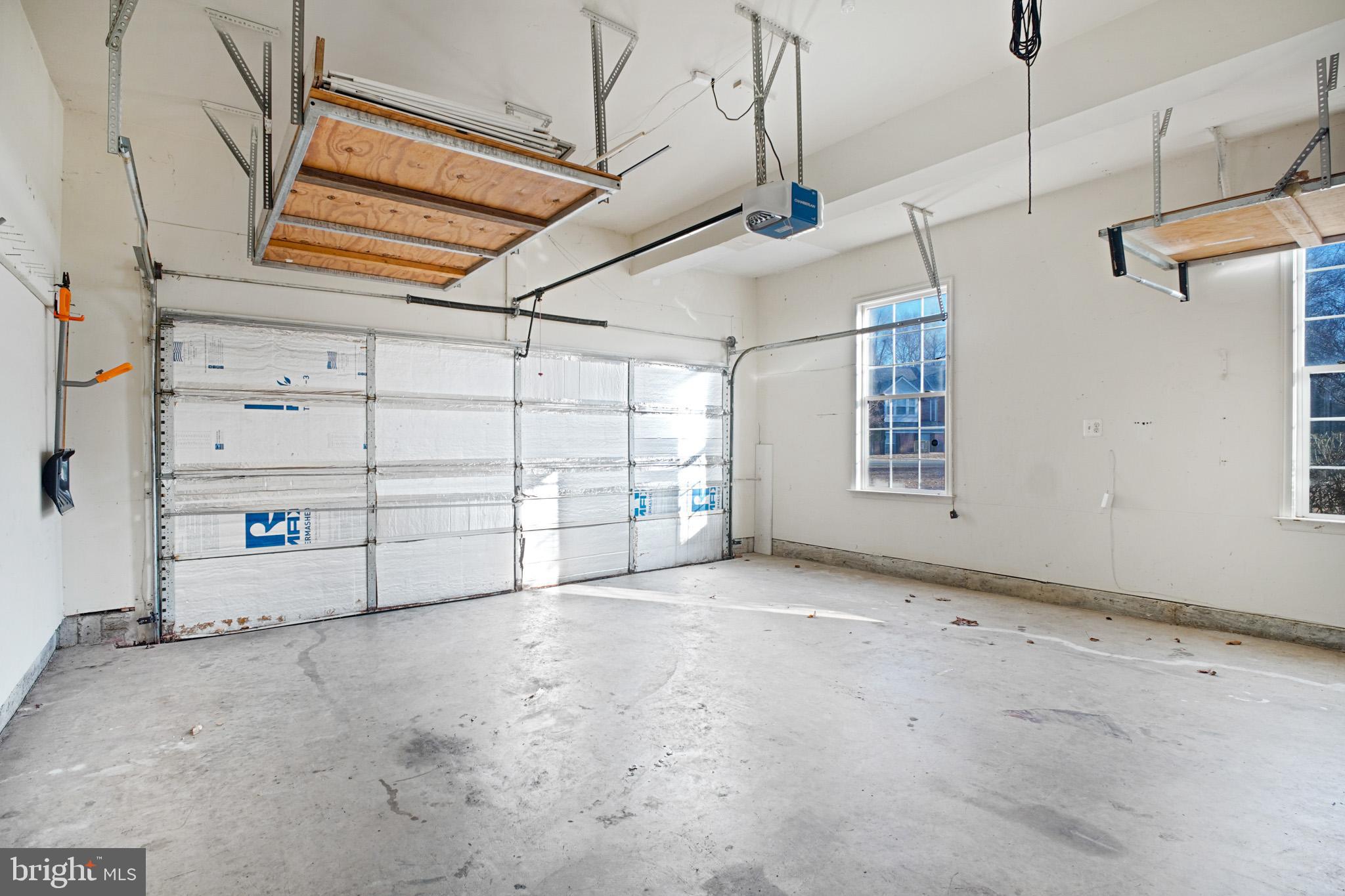 POPLAR HILLS - Residential