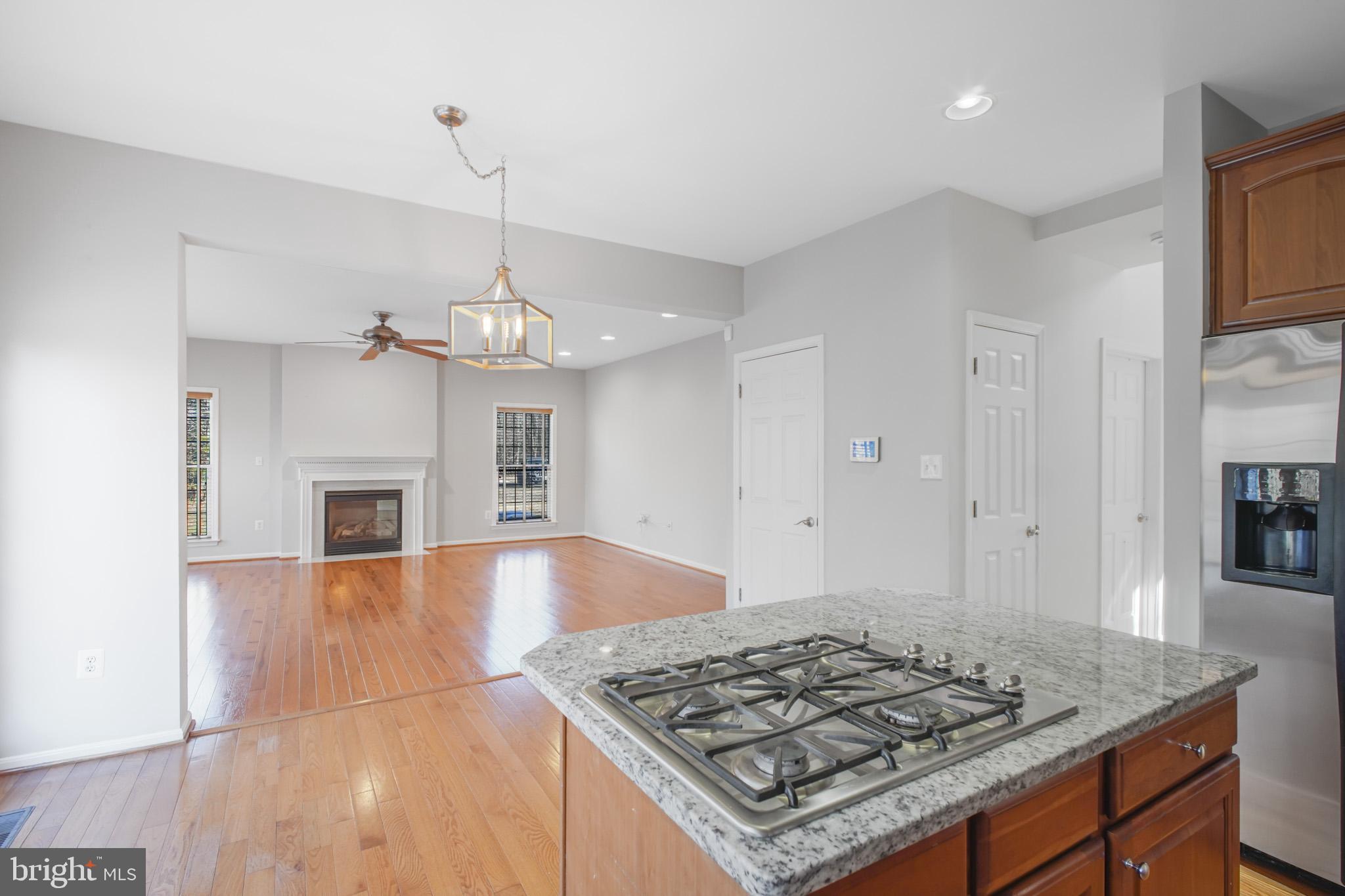 POPLAR HILLS - Residential