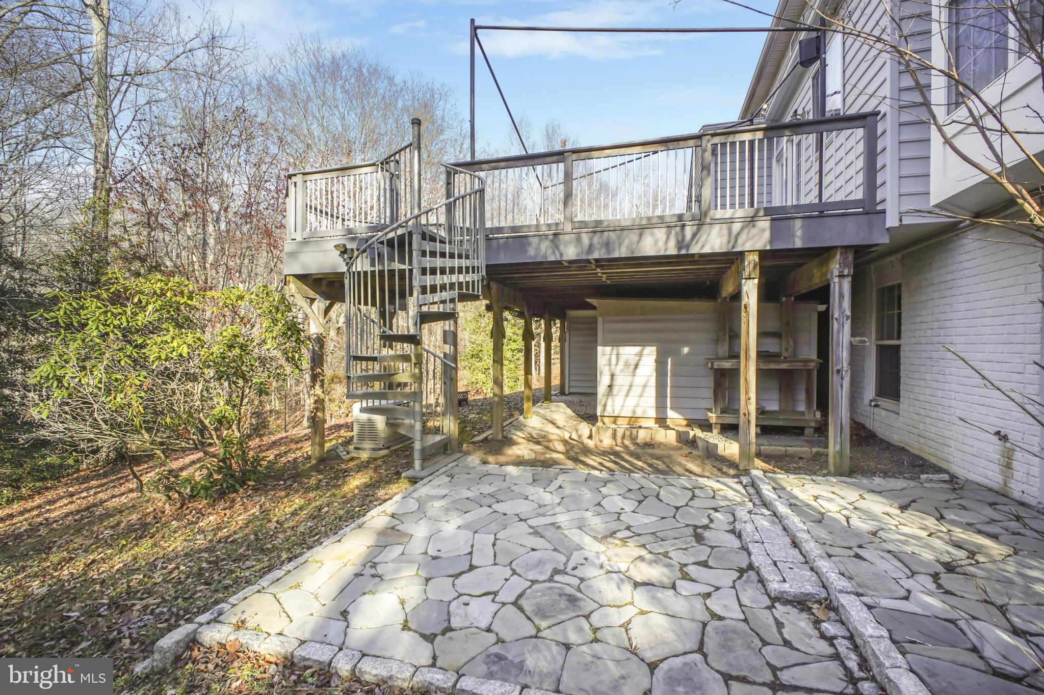 POPLAR HILLS - Residential