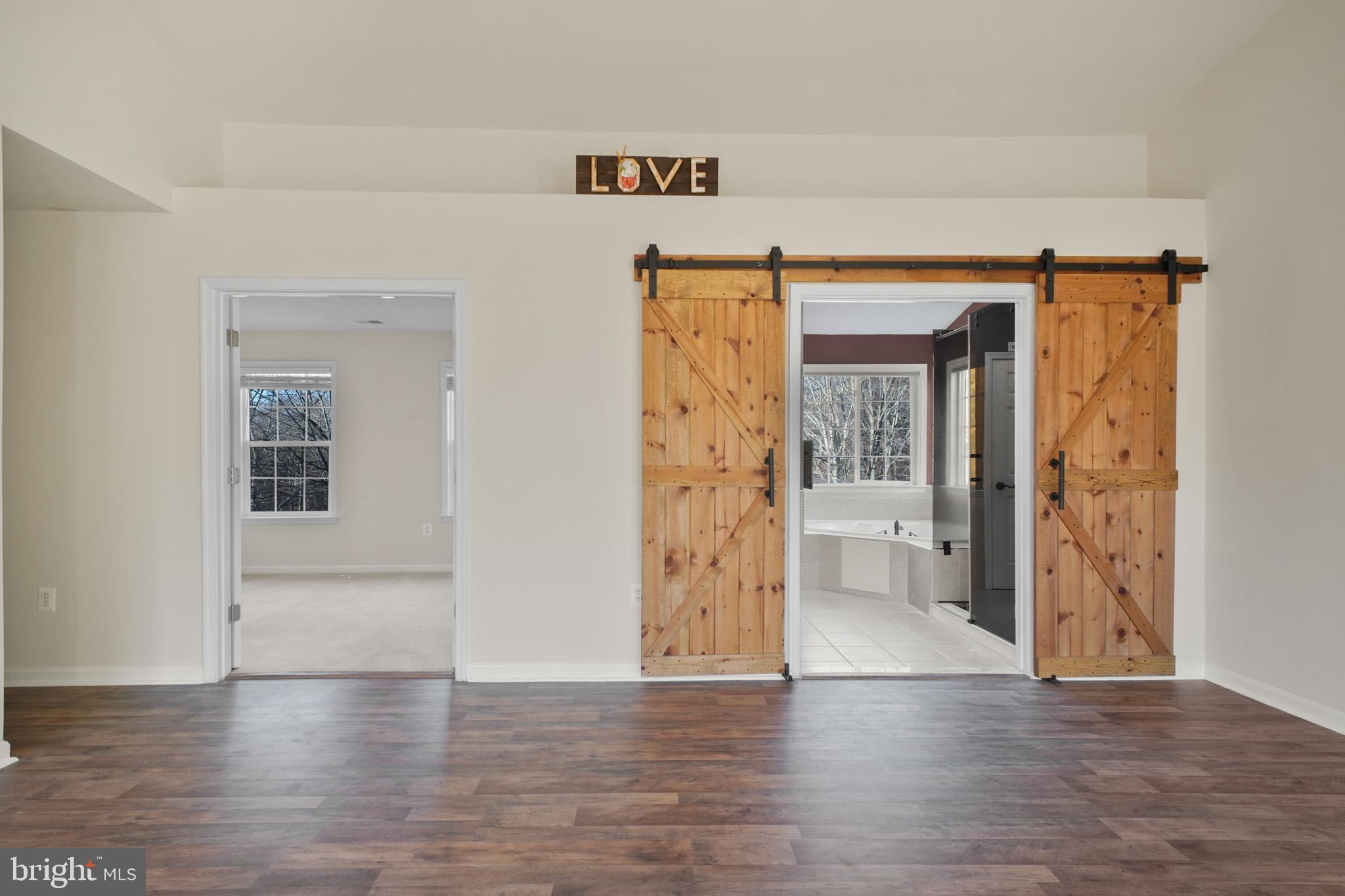 POPLAR HILLS - Residential