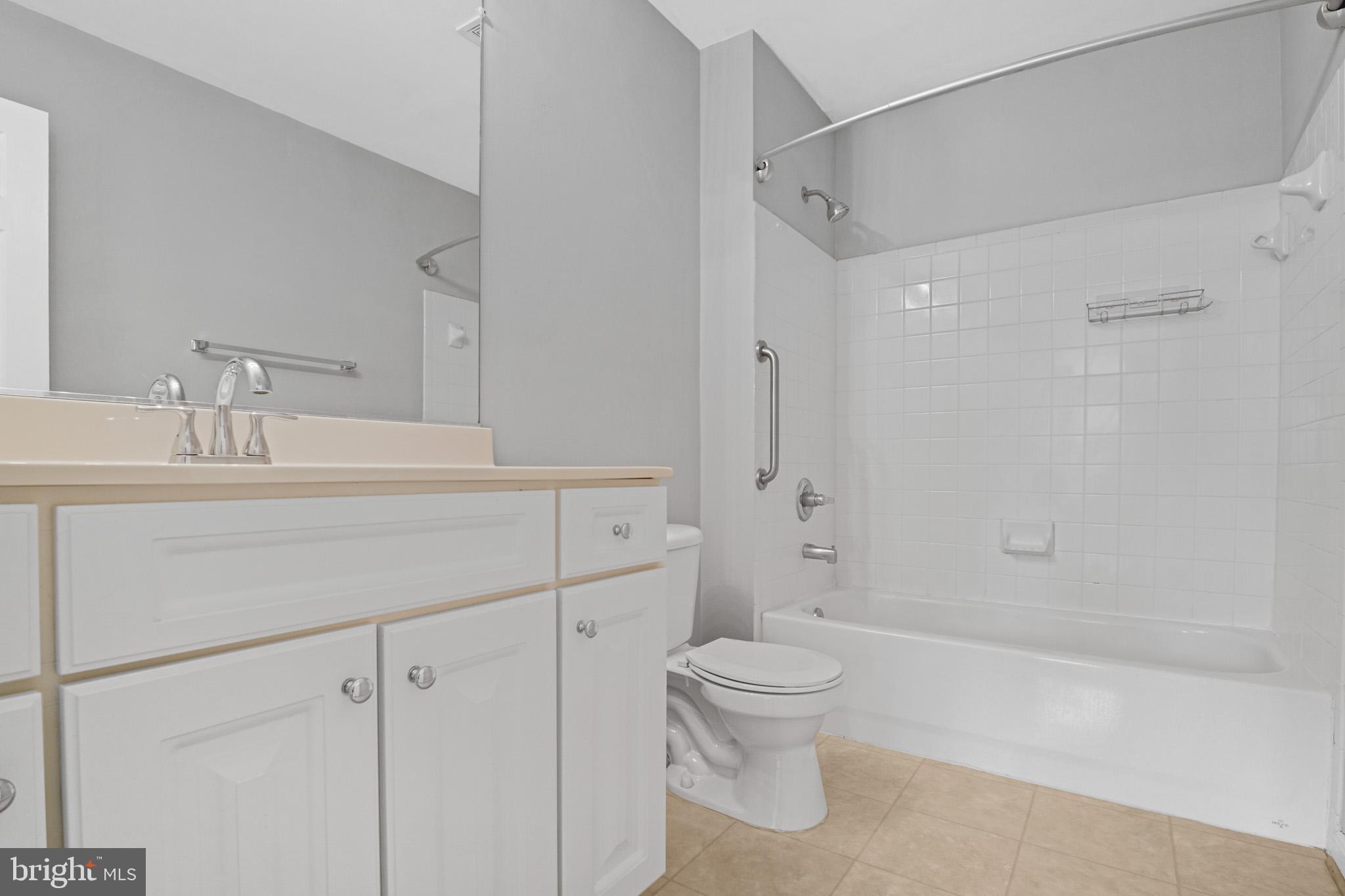 POPLAR HILLS - Residential