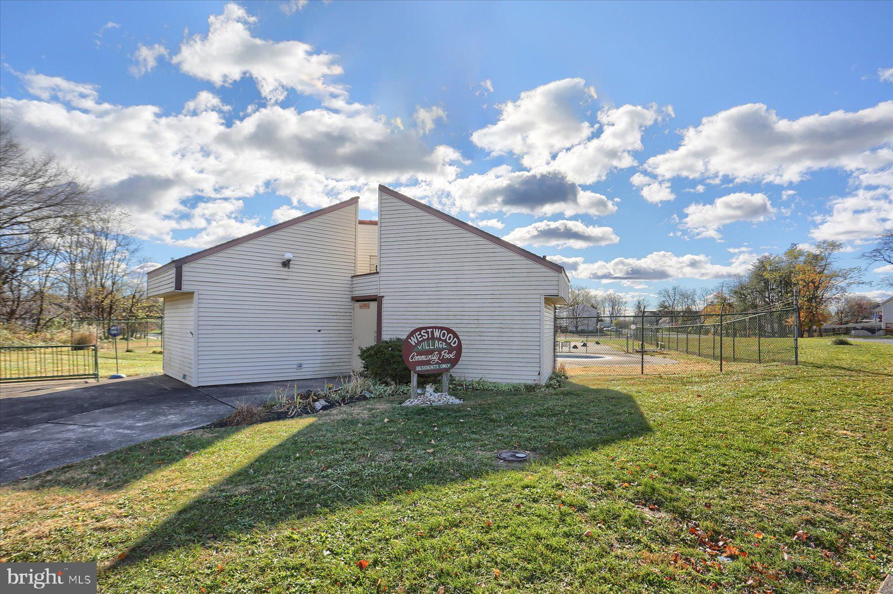 WESTWOOD - Residential