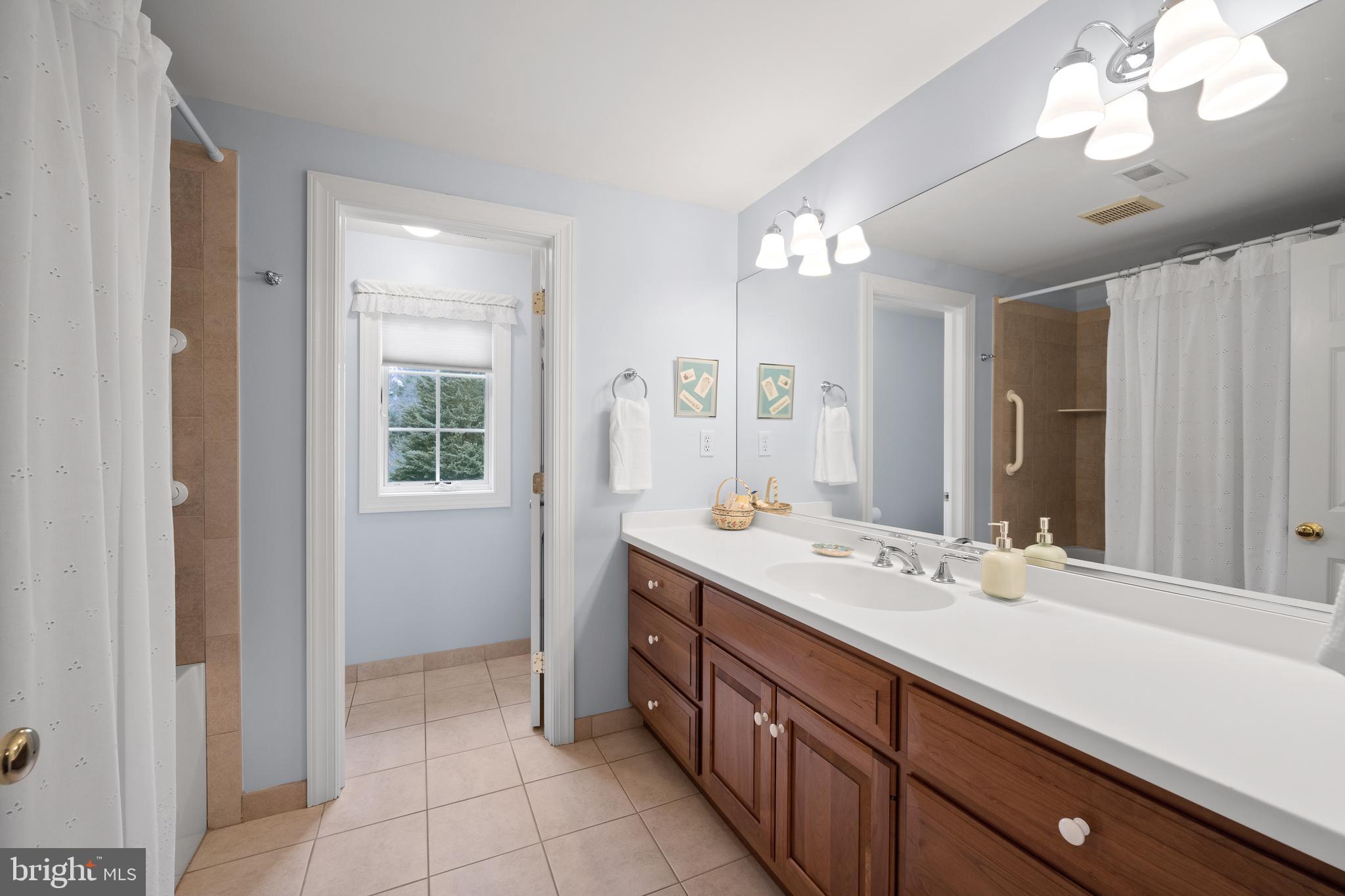 COLDSTREAM - Residential