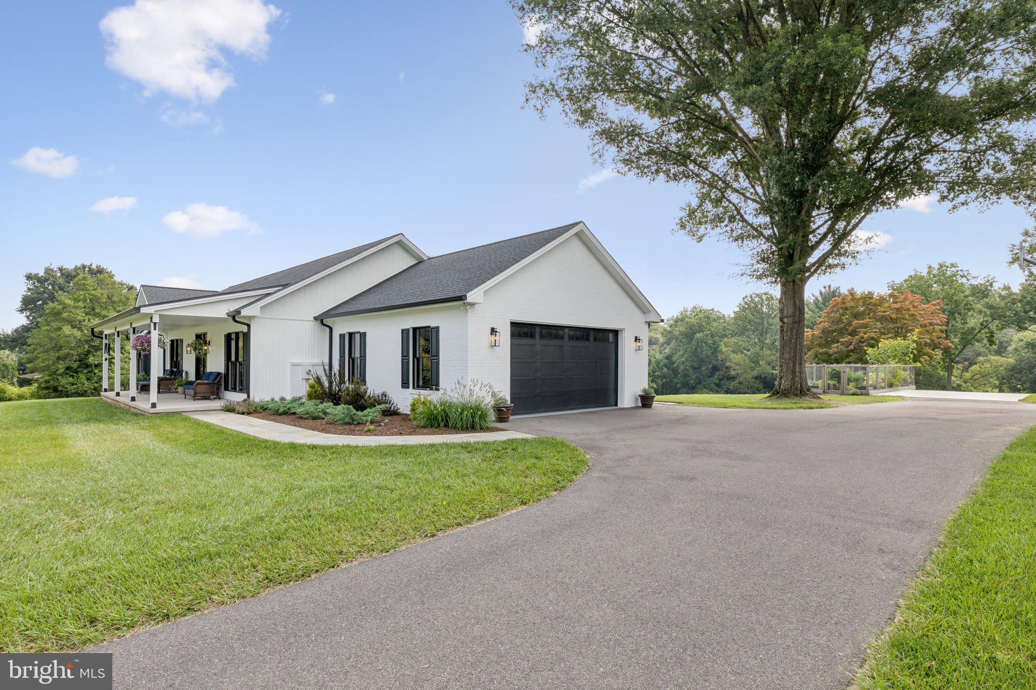 12232 MOUNT ALBERT ROAD