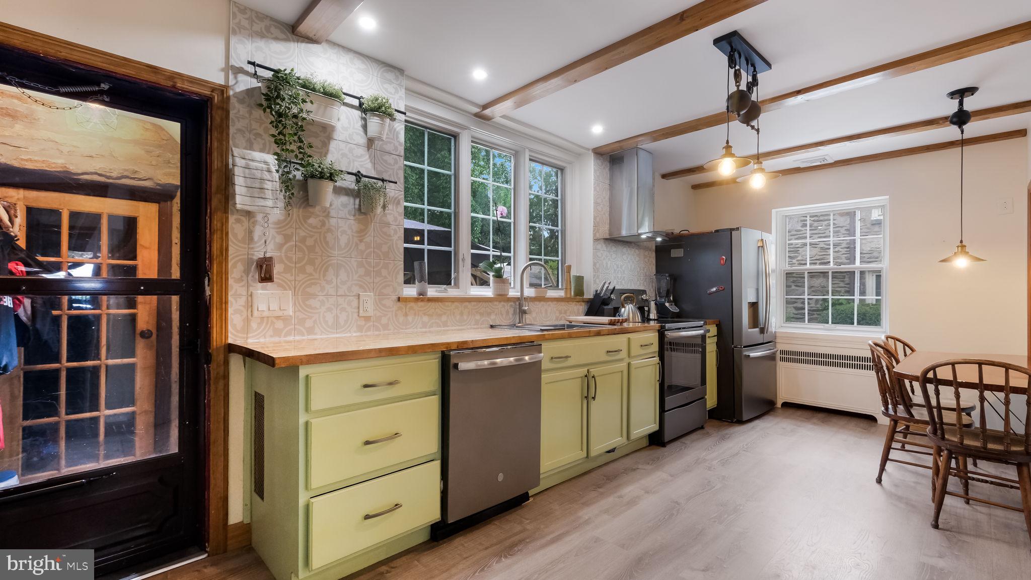 ELKINS PARK - Residential