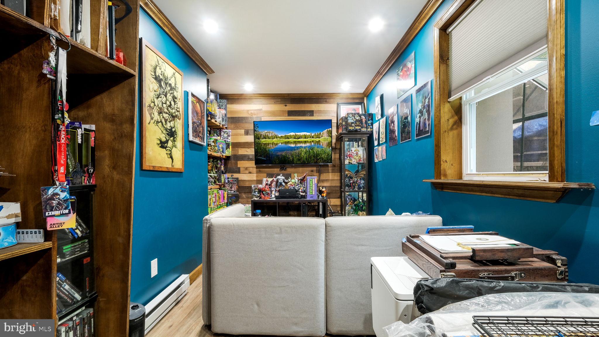 ELKINS PARK - Residential