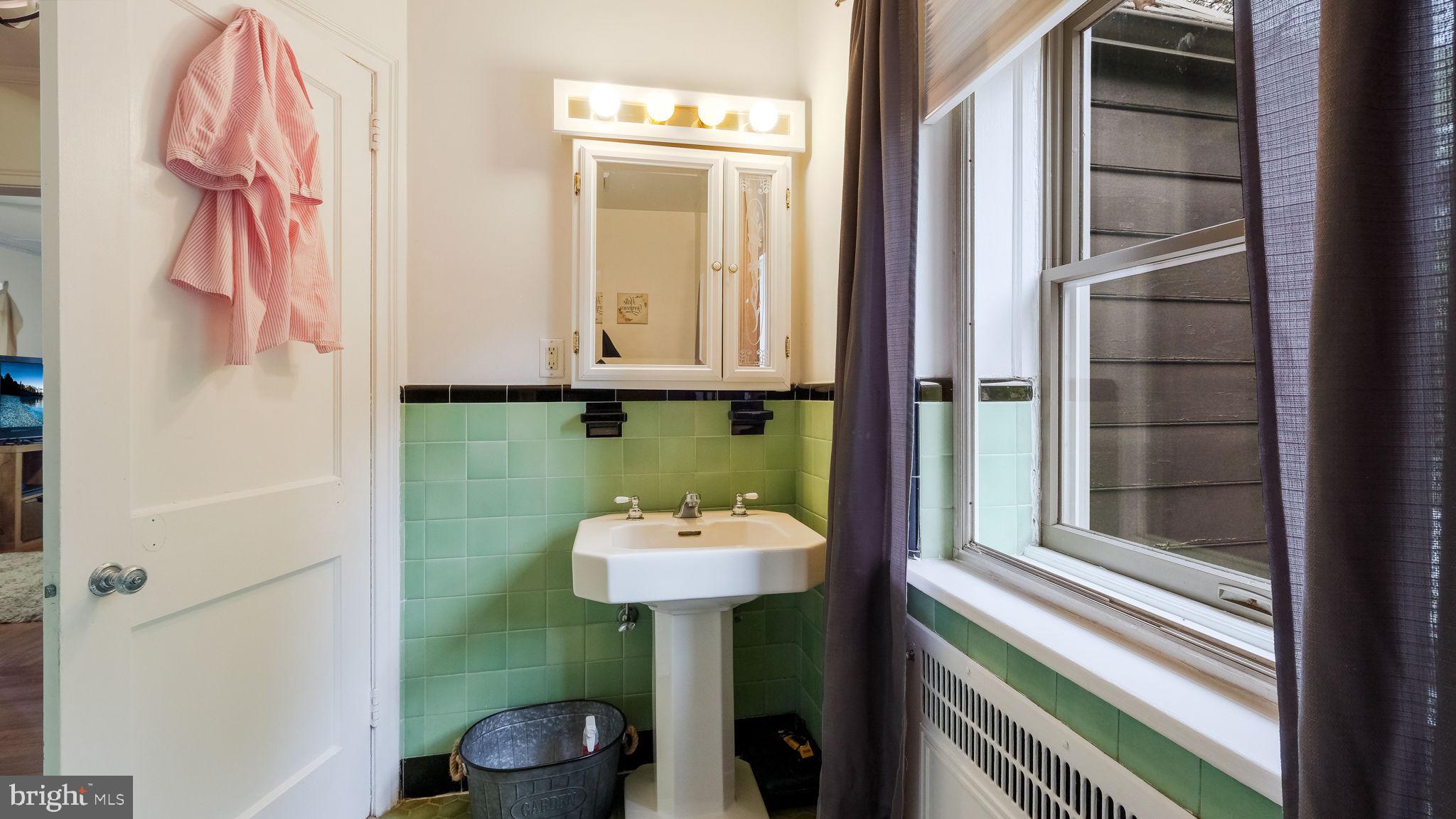 ELKINS PARK - Residential