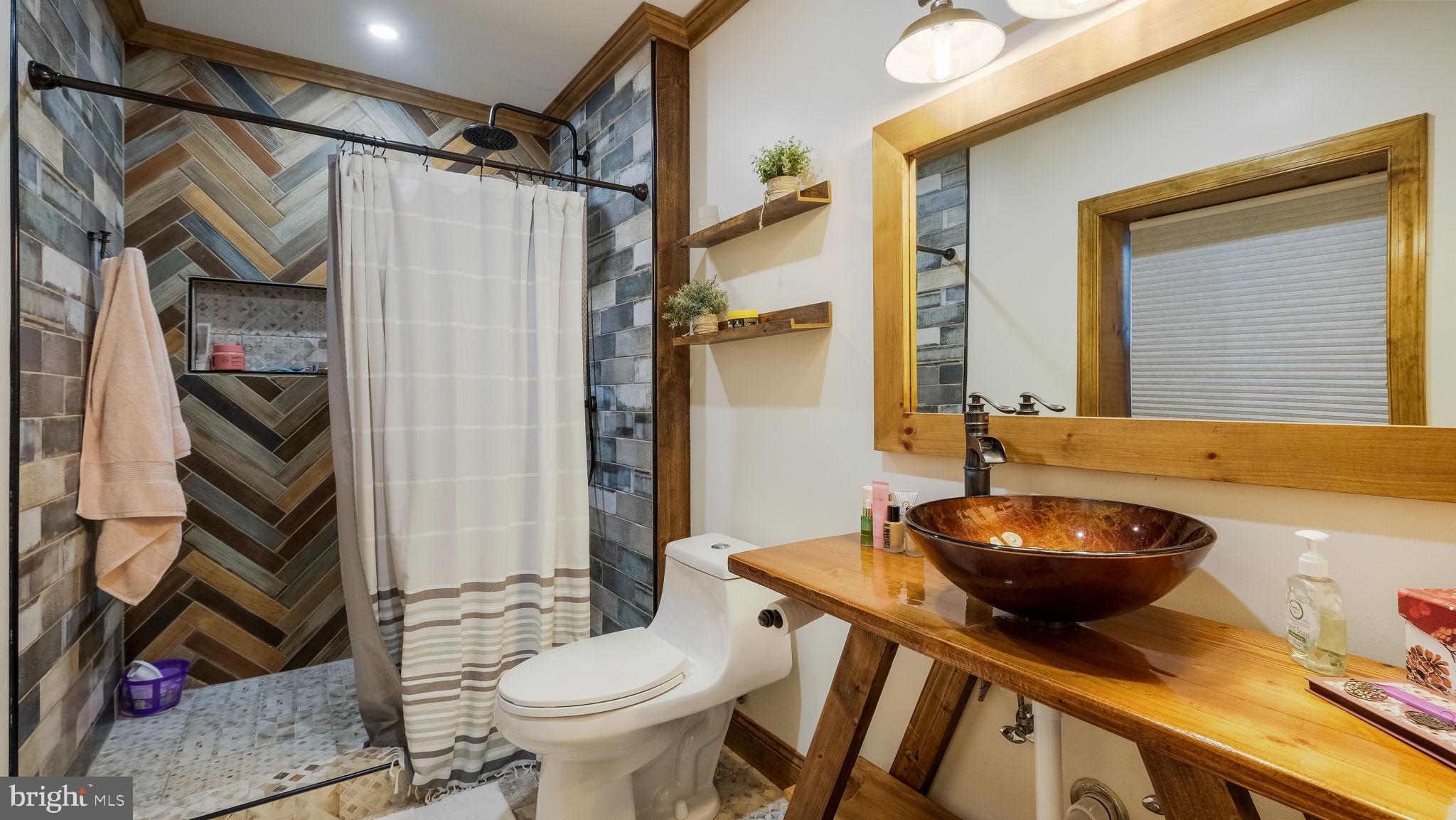 ELKINS PARK - Residential