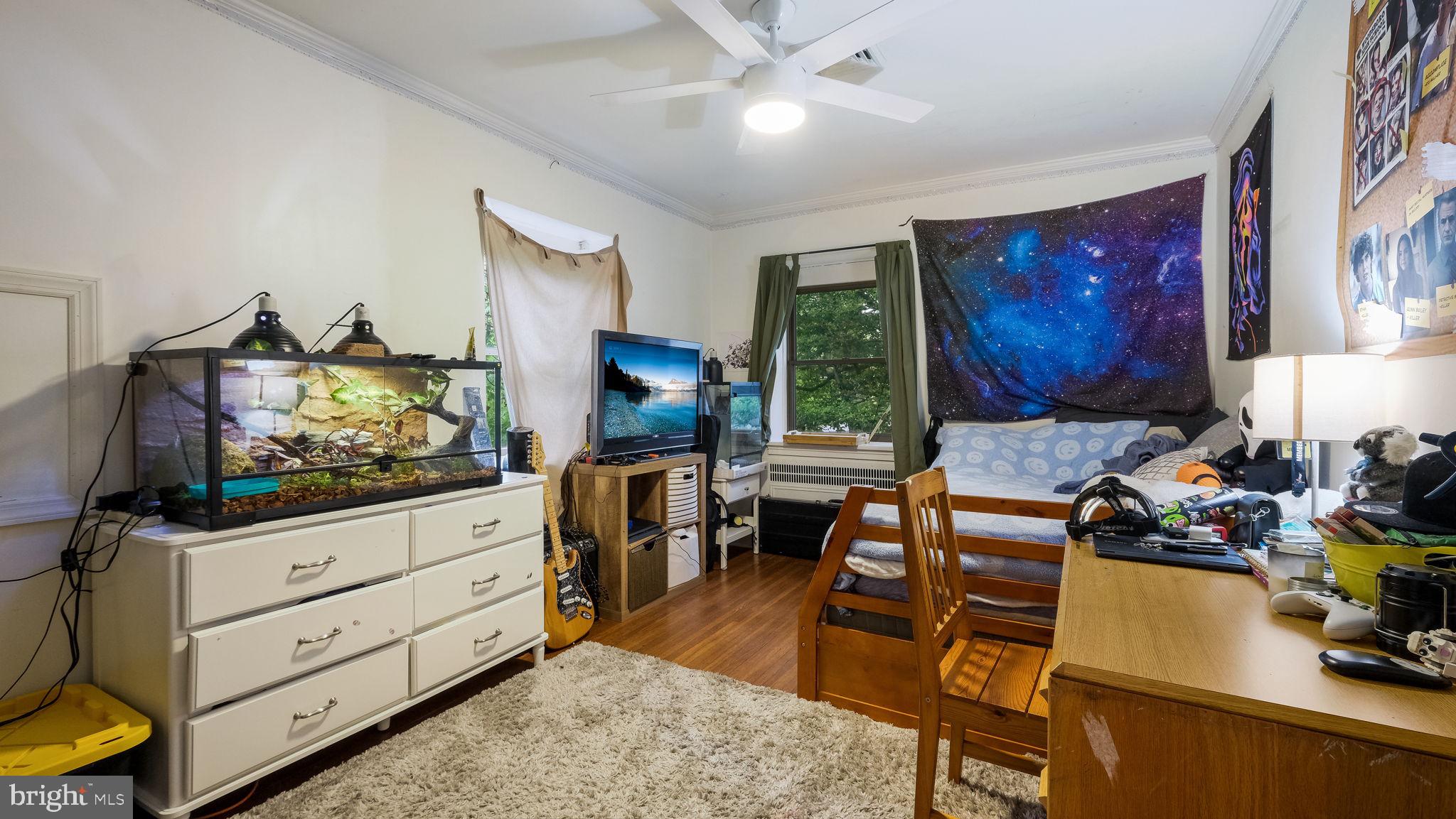 ELKINS PARK - Residential