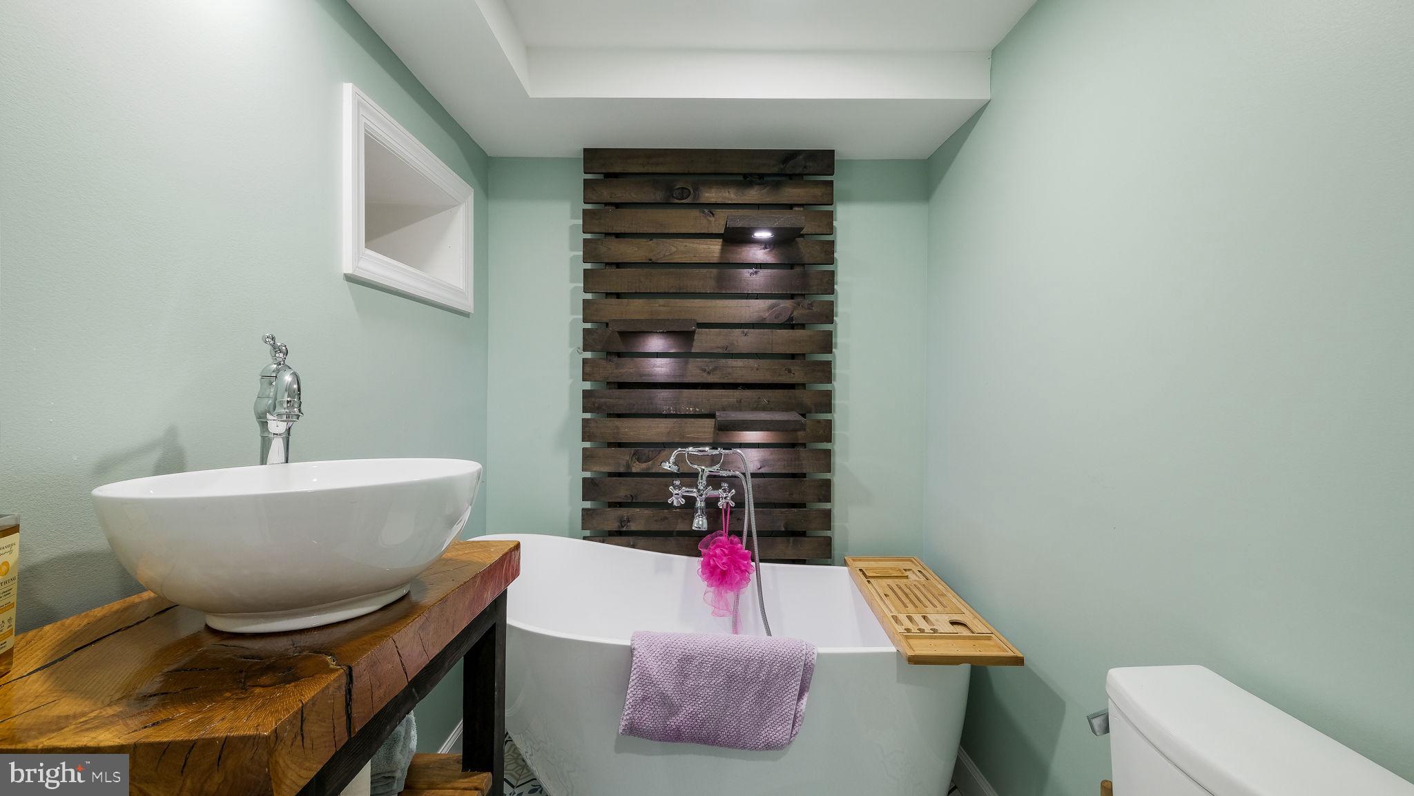 ELKINS PARK - Residential