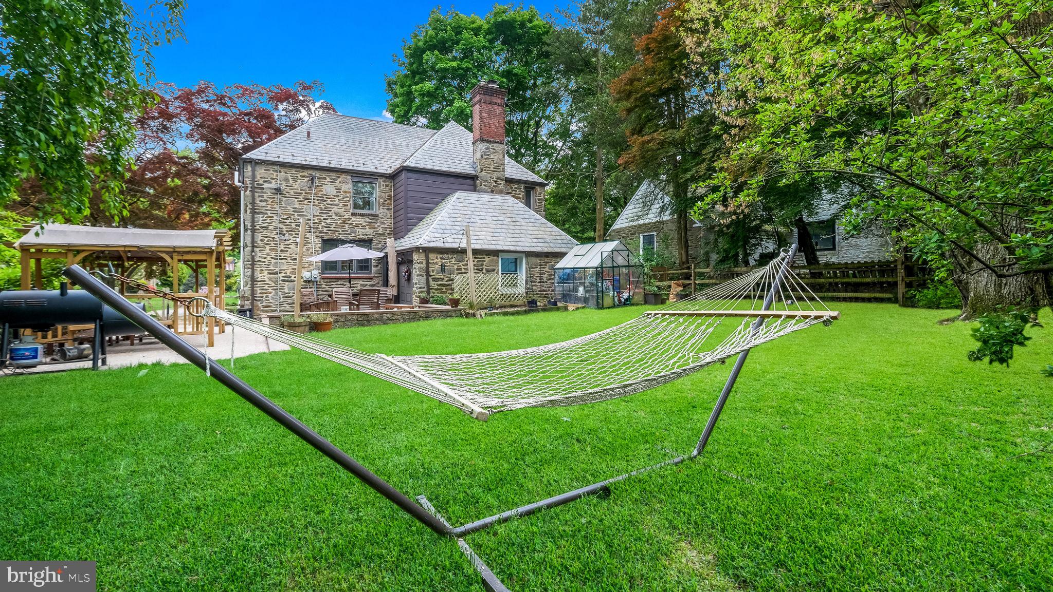 ELKINS PARK - Residential