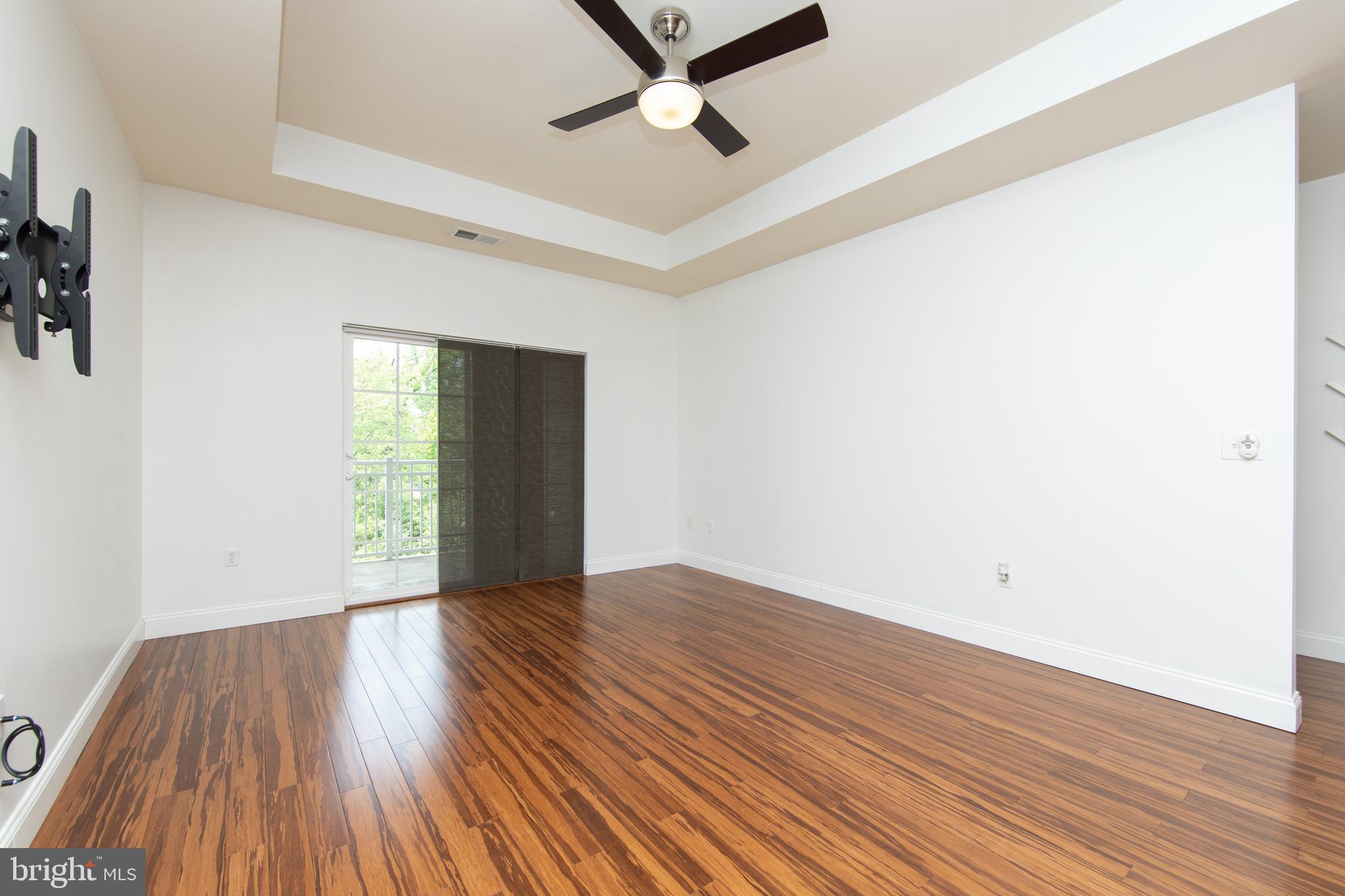 244 BREEDERS CUP DRIVE 244