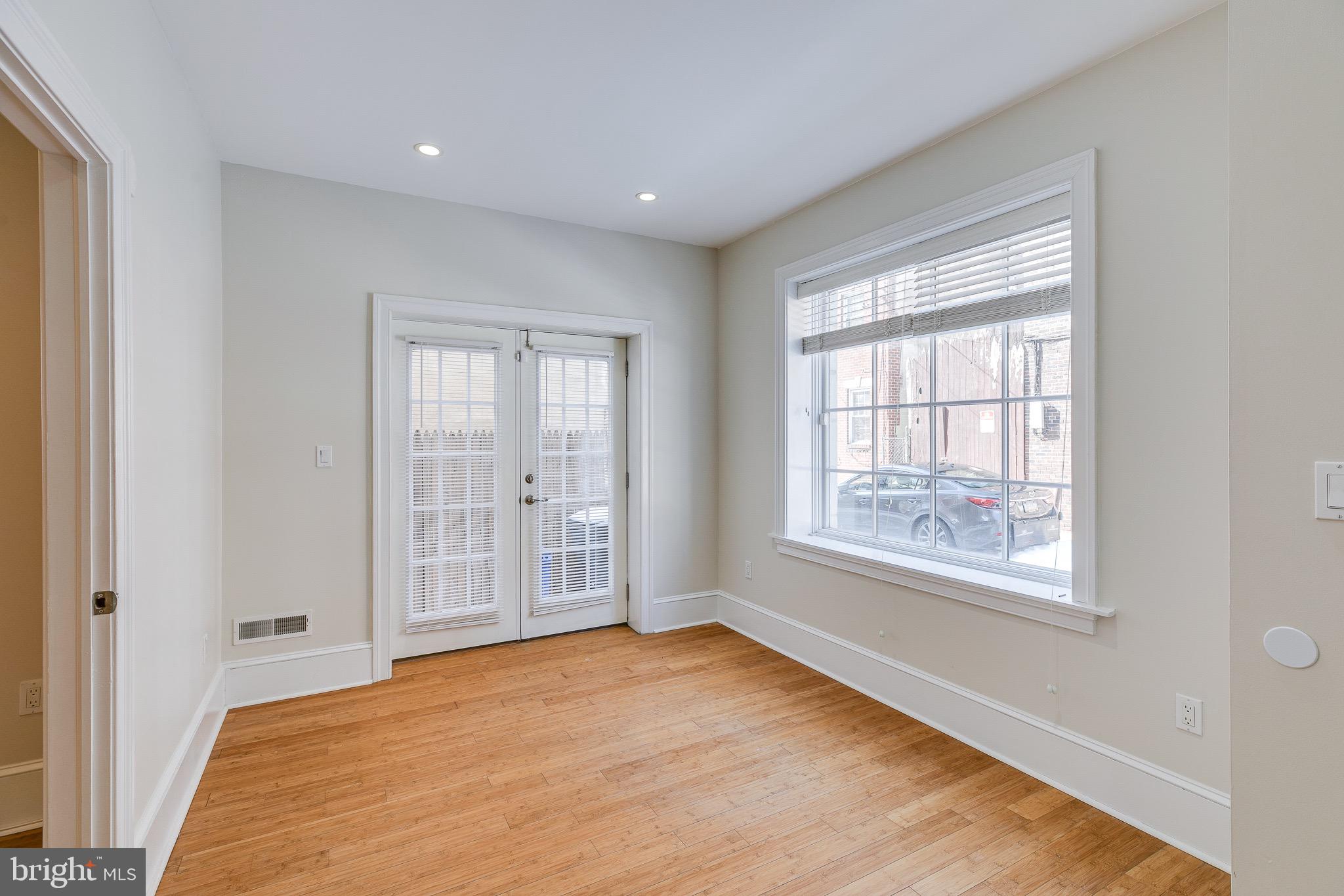 GRADUATE HOSPITAL - Residential