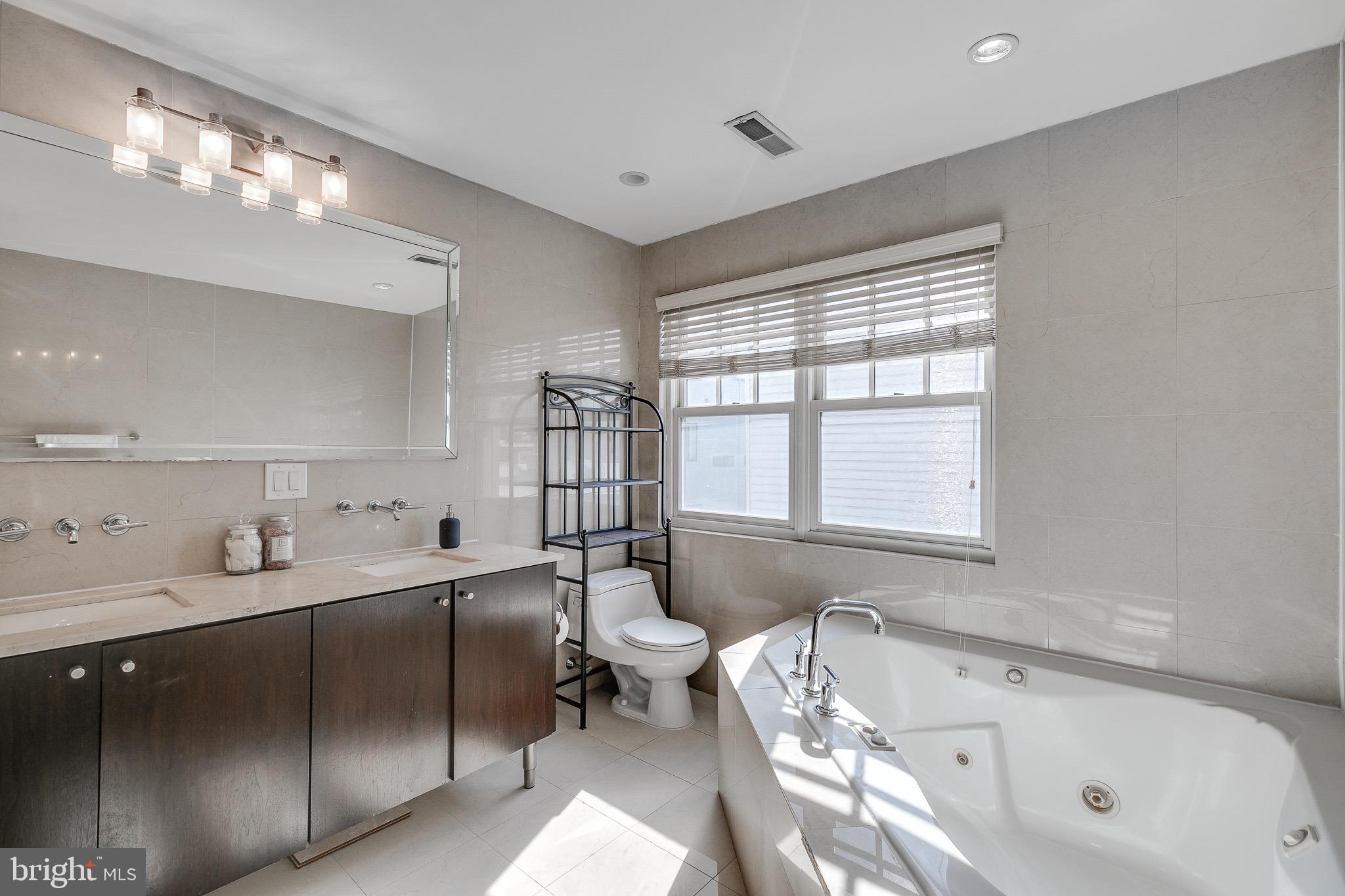 GRADUATE HOSPITAL - Residential