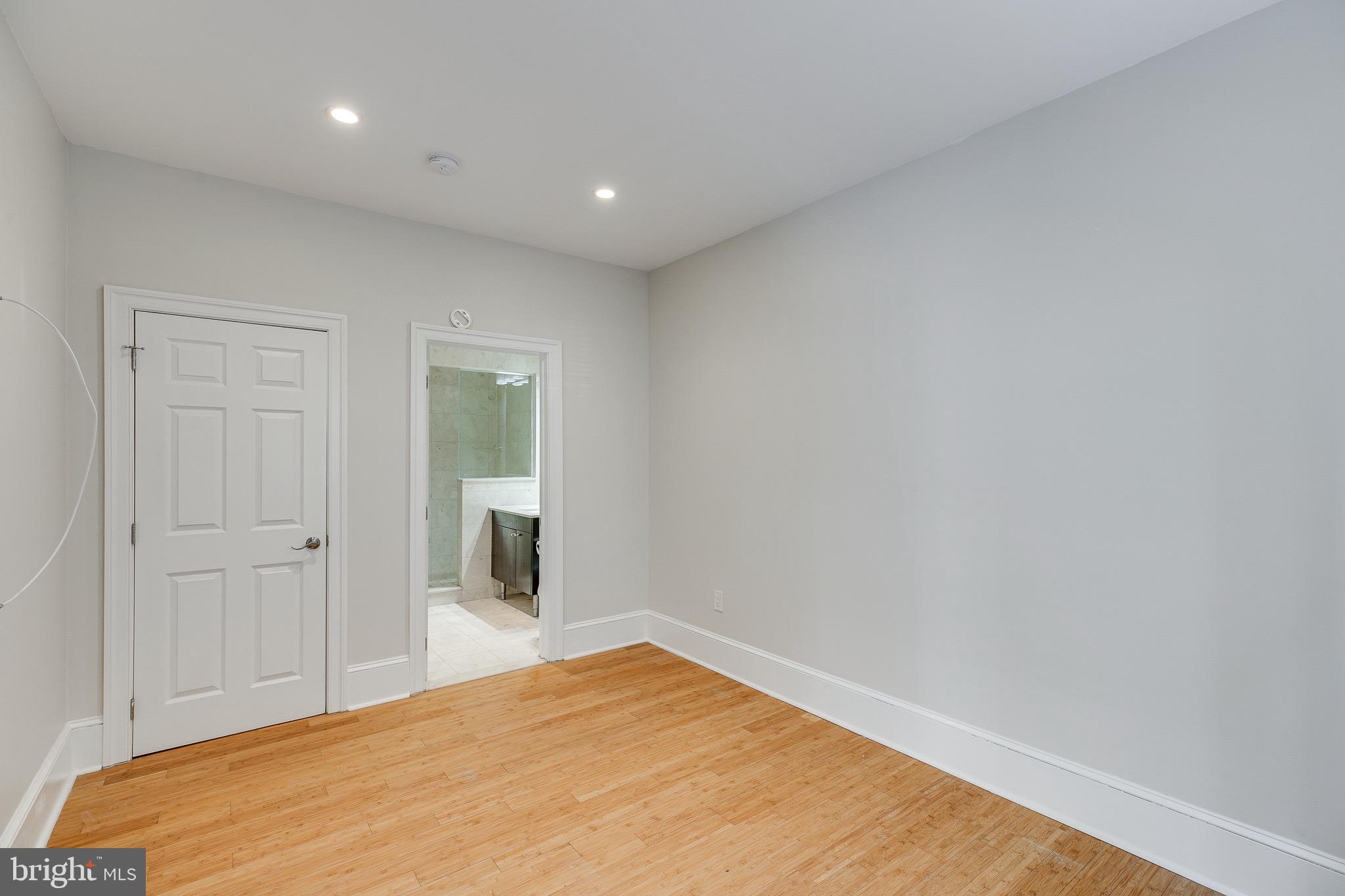 GRADUATE HOSPITAL - Residential