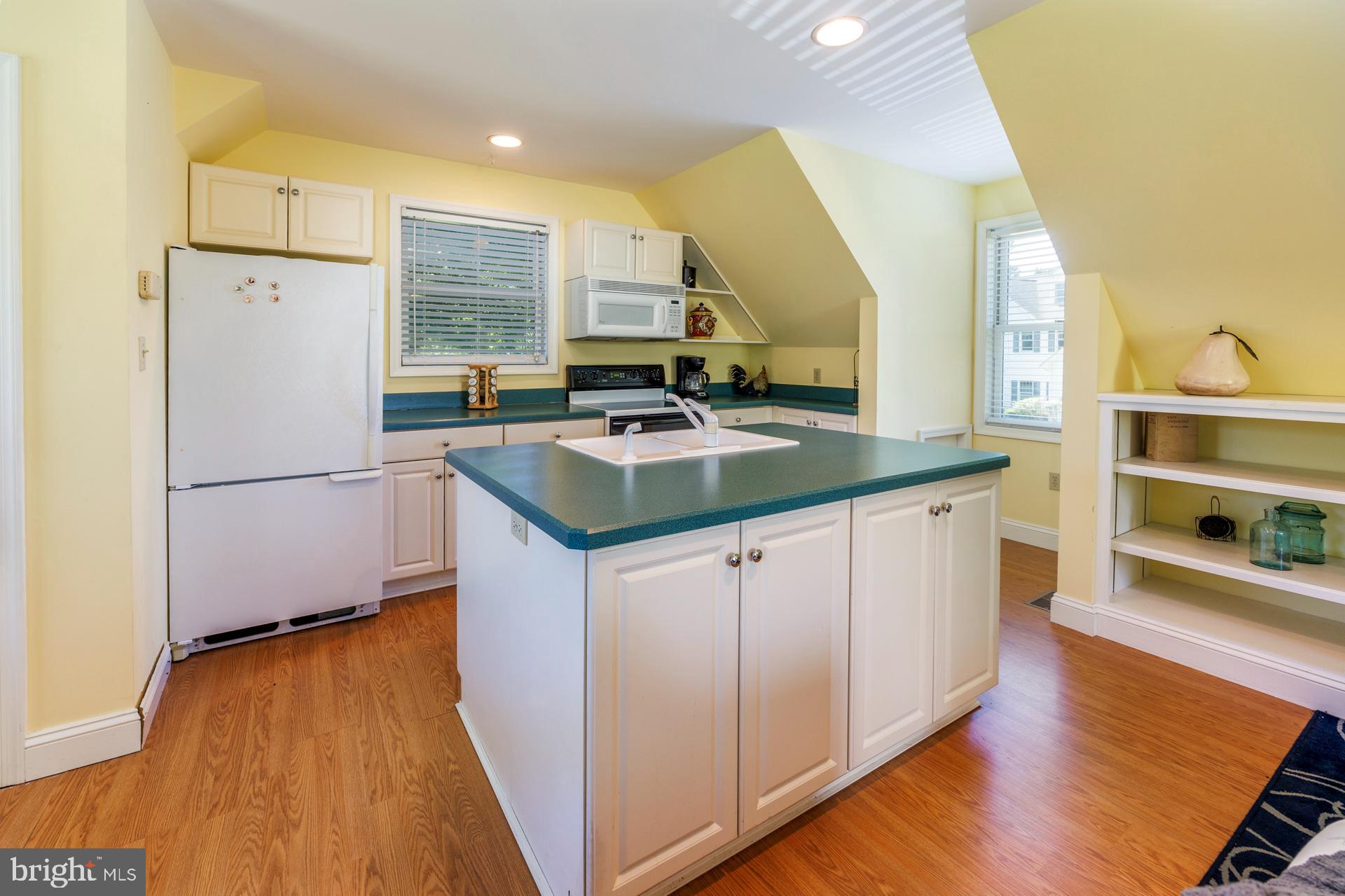 HOPKINS NECK - Residential