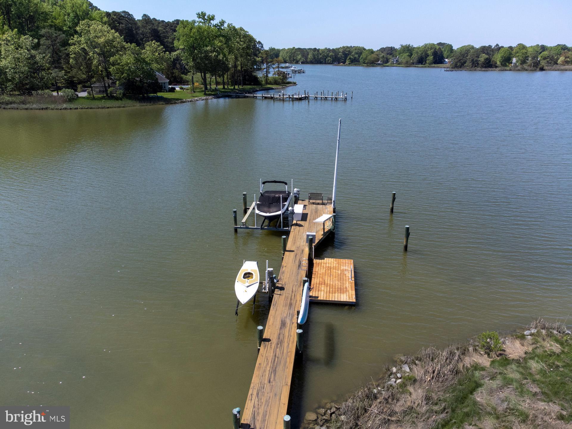 HOPKINS NECK - Residential