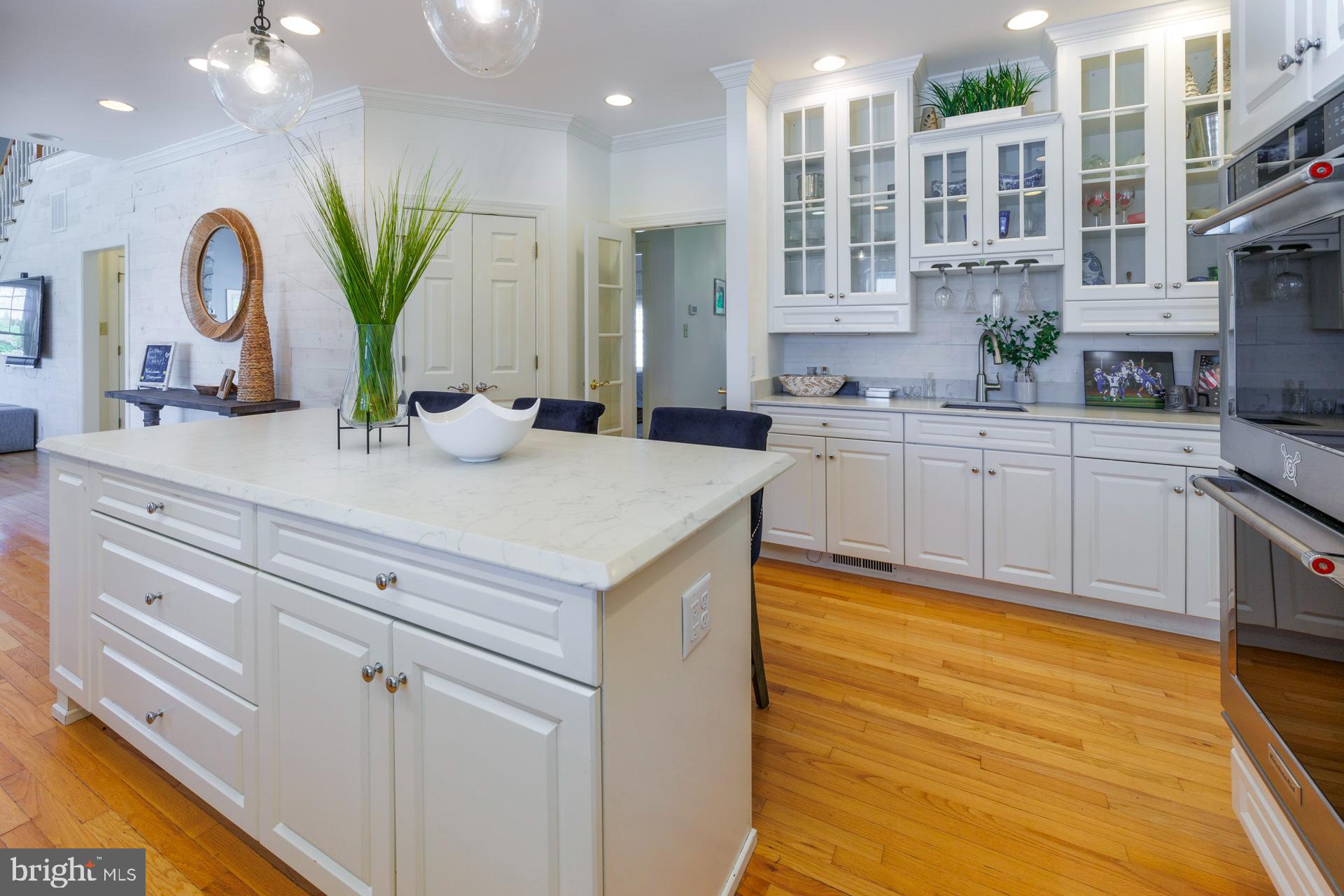 HOPKINS NECK - Residential