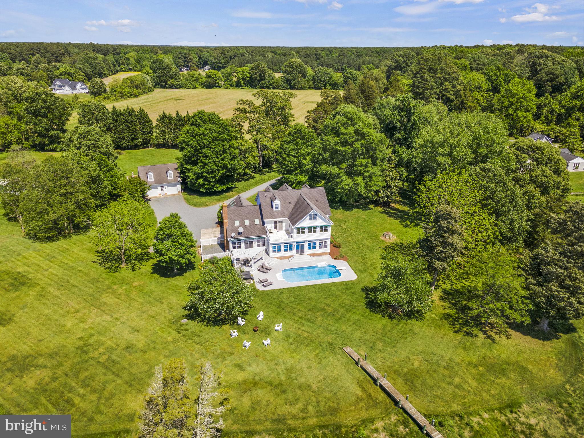 HOPKINS NECK - Residential